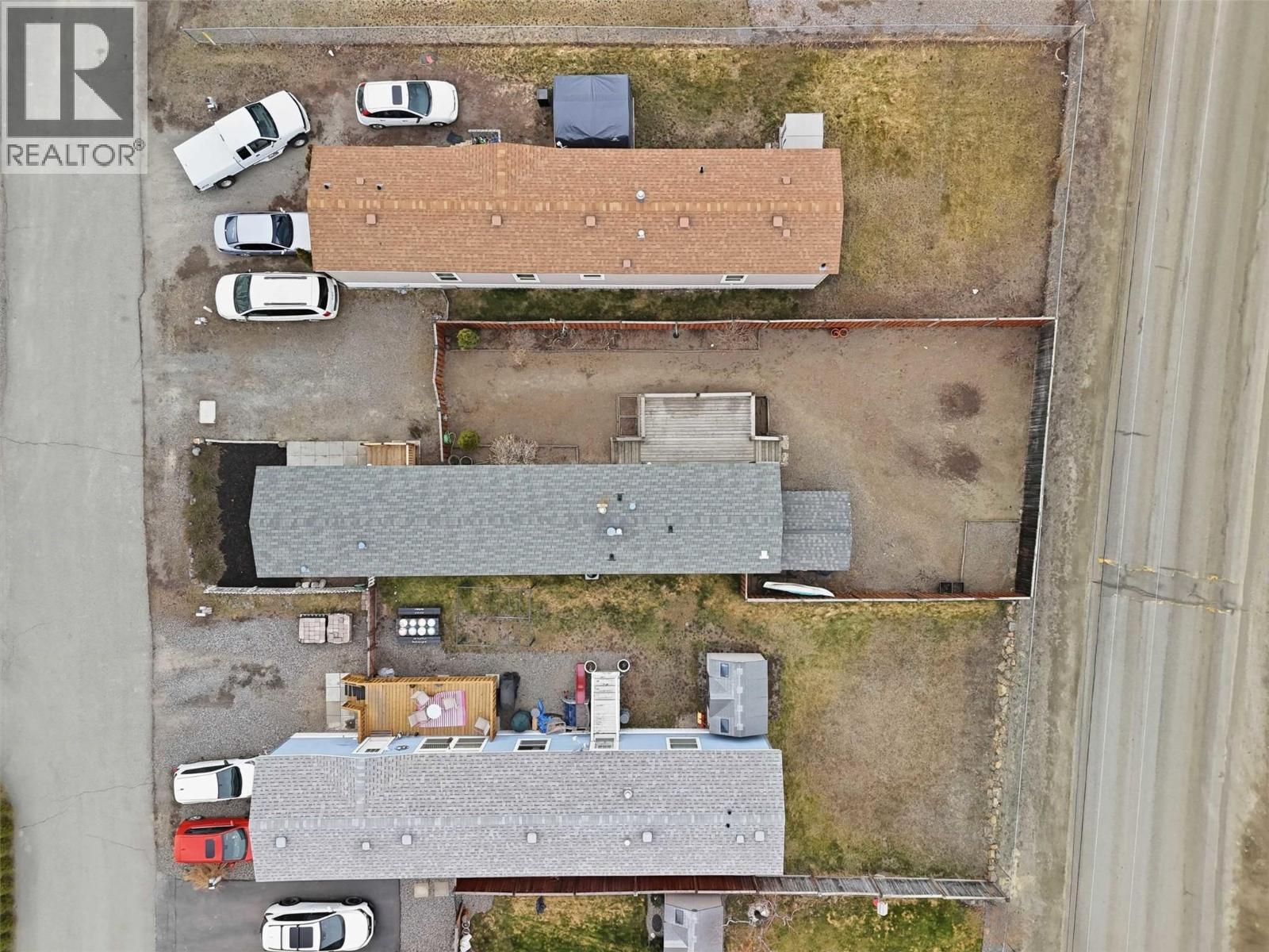 #6 1263 KOOTENAY WAY - 24