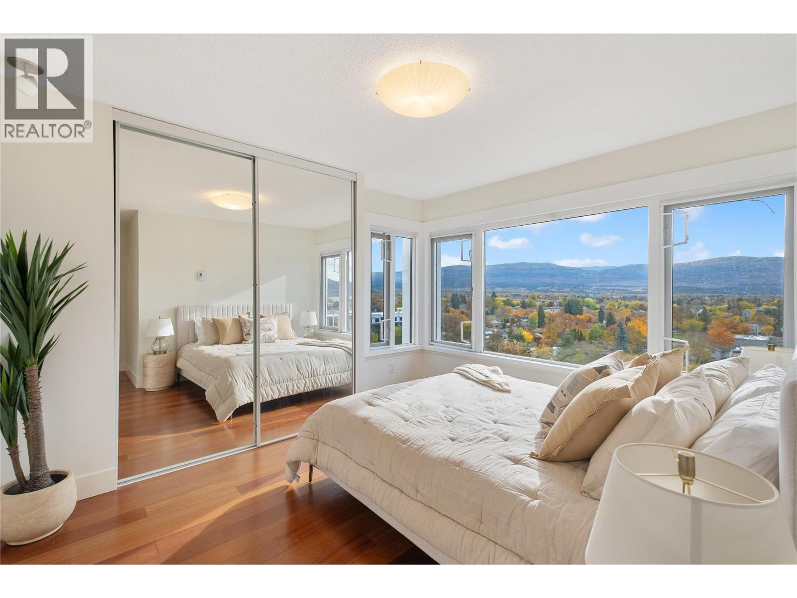 #1206 737 Leon Avenue - 39