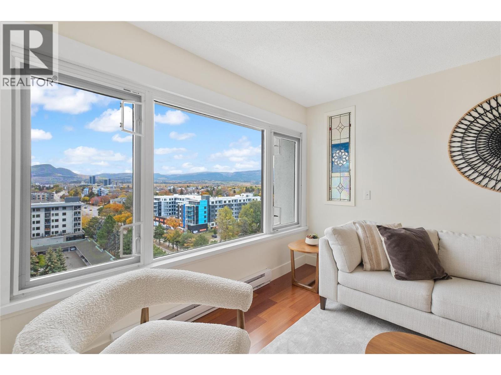 1206 737 Leon Avenue, Kelowna