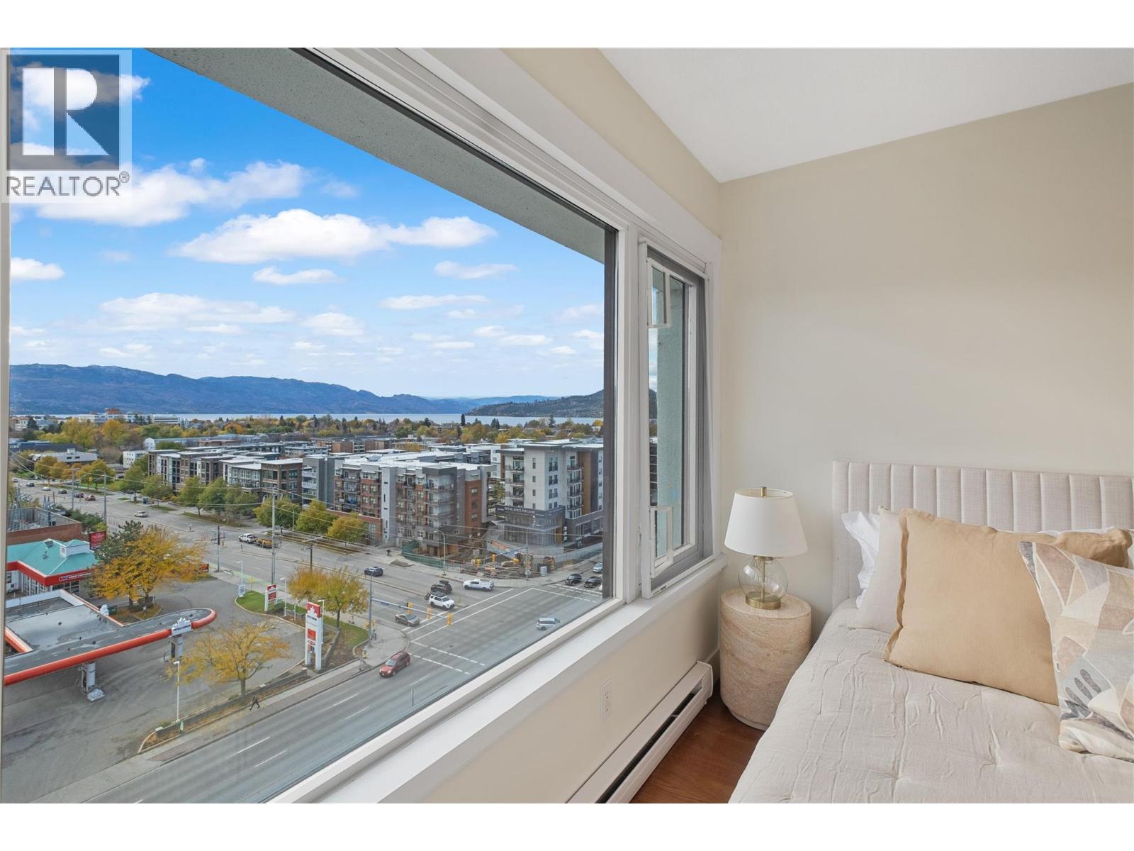 1206 737 Leon Avenue, Kelowna