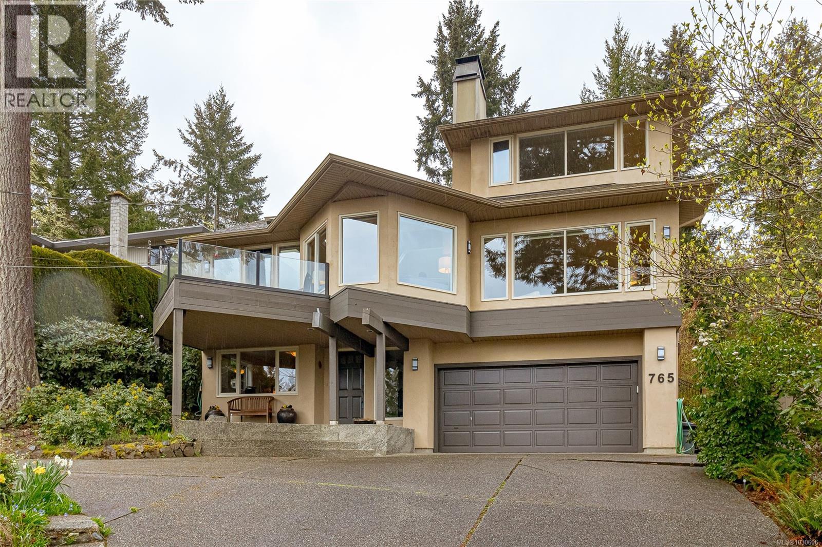  765 Sea Drive, Central Saanich