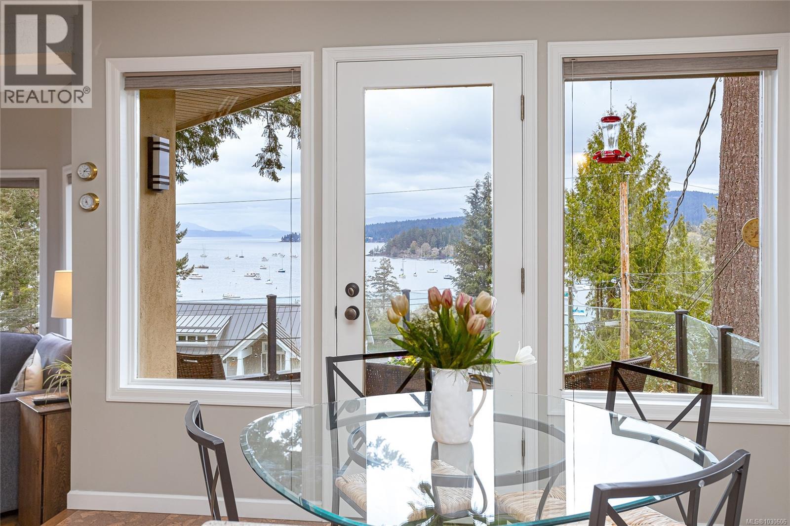  765 Sea Drive, Central Saanich