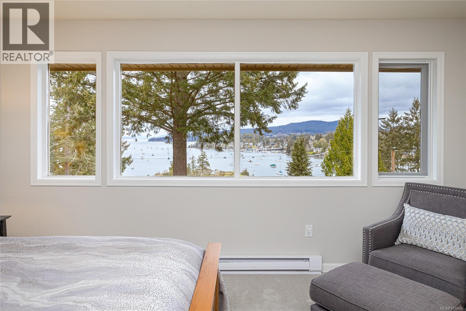  765 Sea Drive, Central Saanich