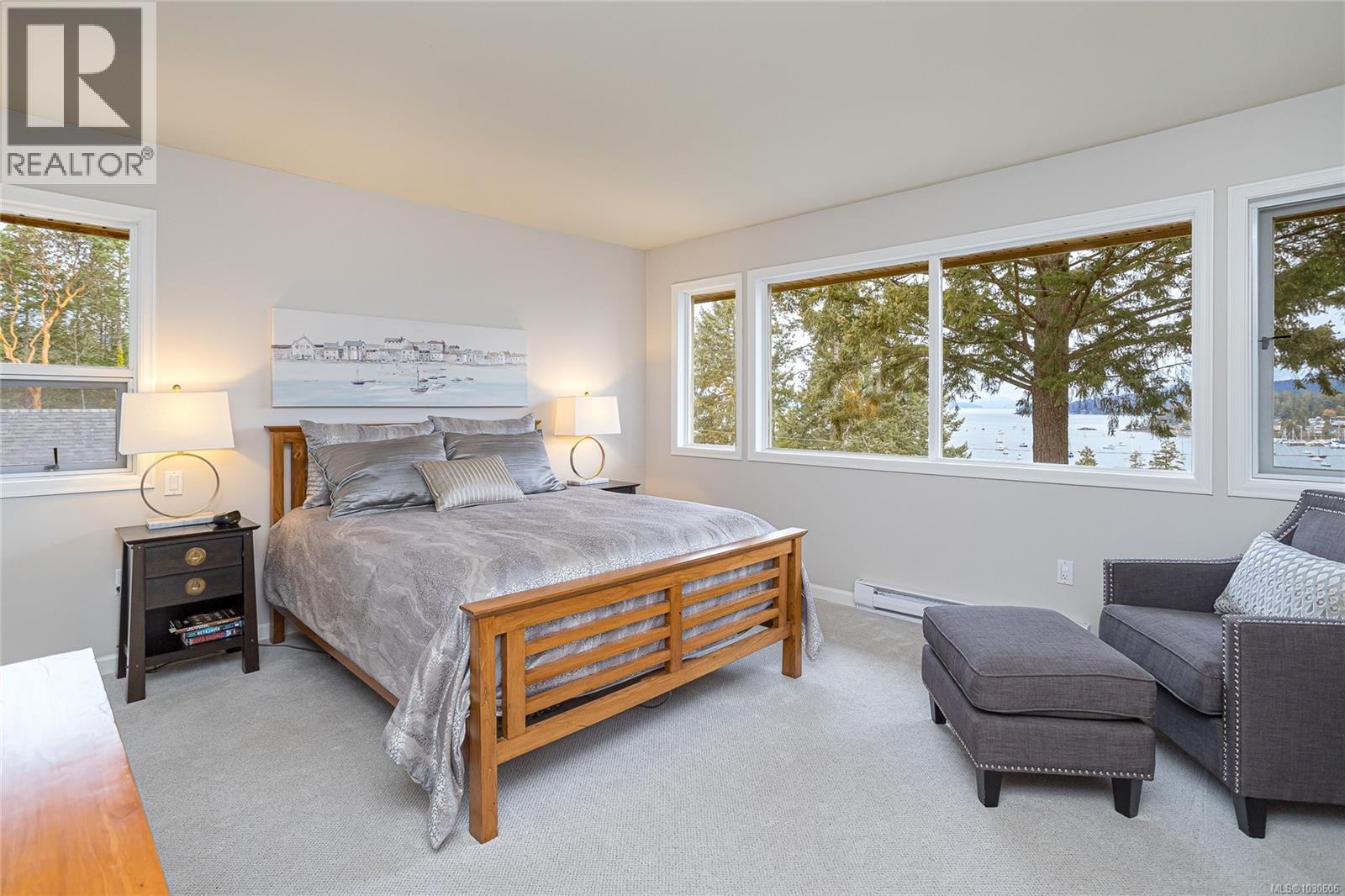  765 Sea Drive, Central Saanich