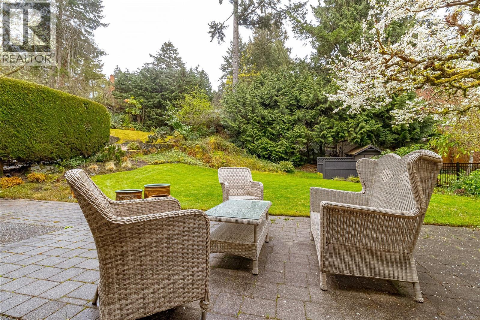  765 Sea Drive, Central Saanich