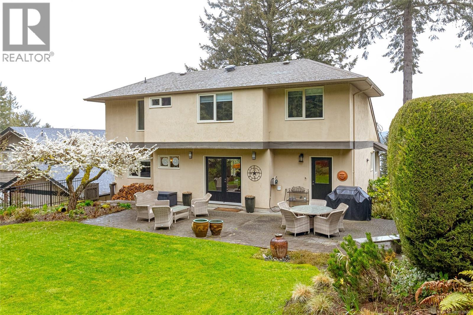  765 Sea Drive, Central Saanich