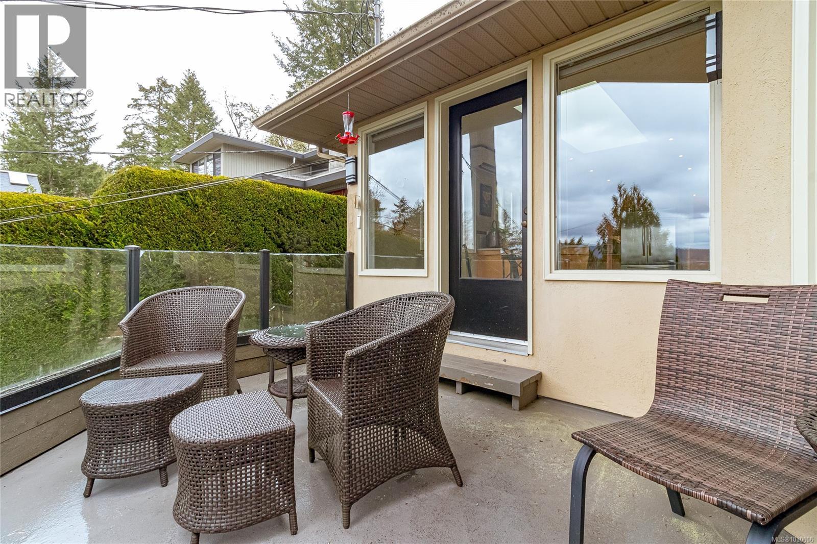  765 Sea Drive, Central Saanich