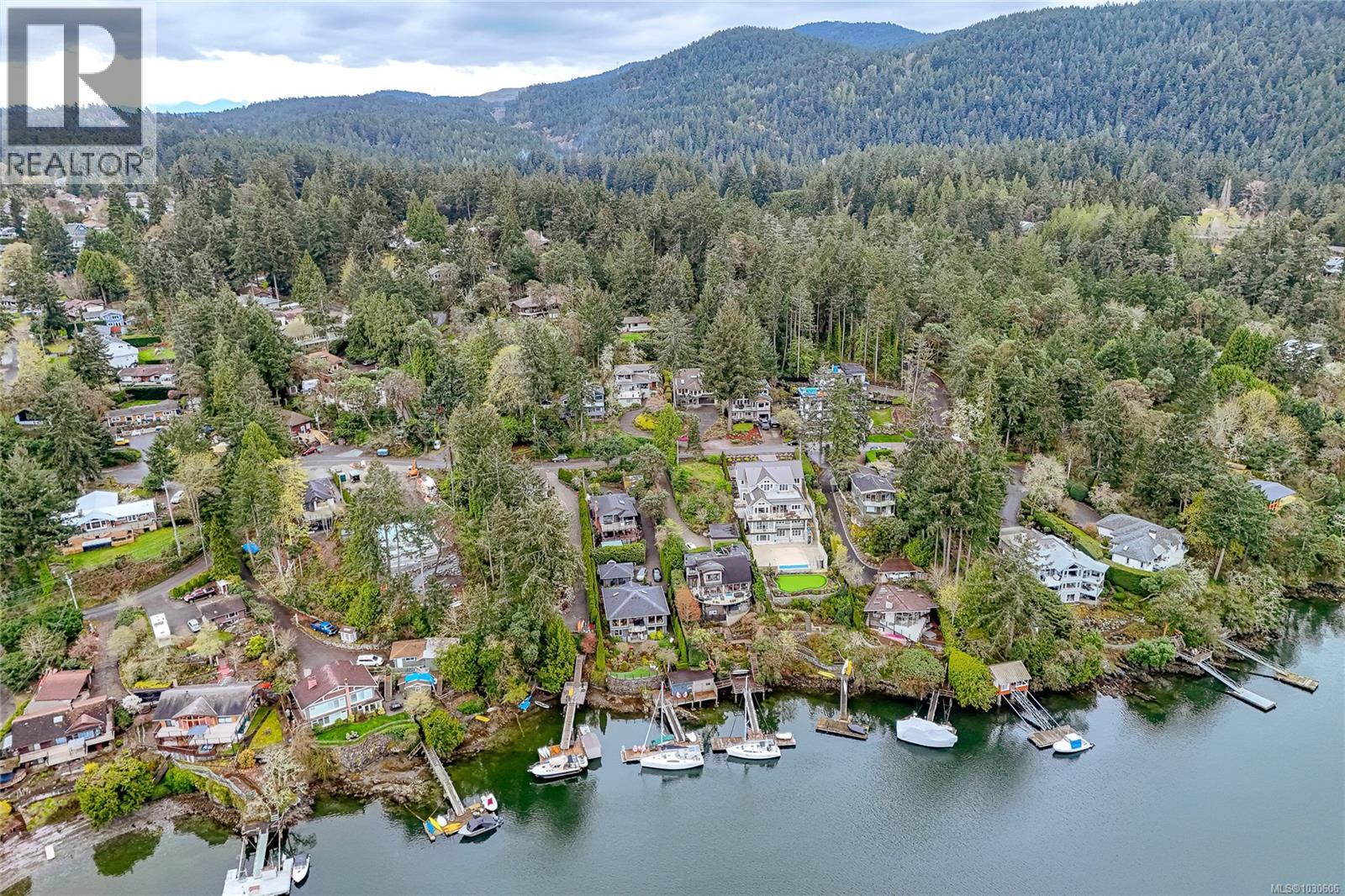  765 Sea Drive, Central Saanich