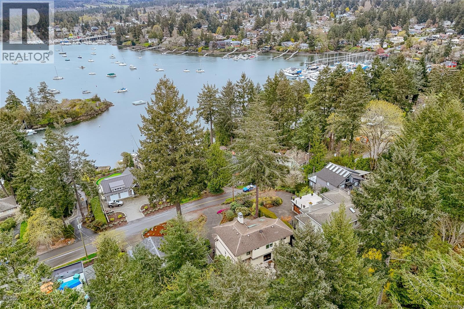  765 Sea Drive, Central Saanich