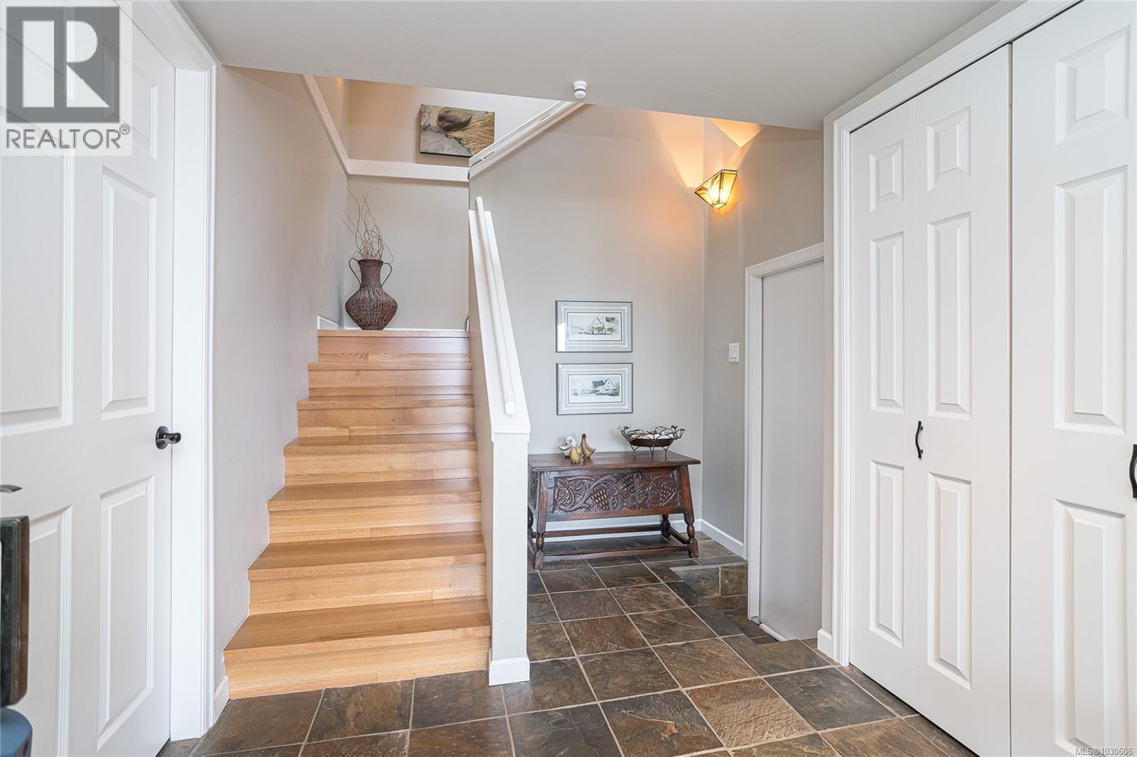  765 Sea Drive, Central Saanich