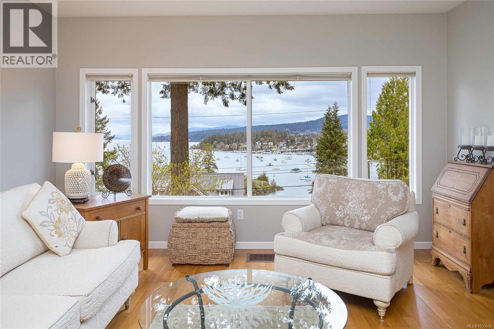  765 Sea Drive, Central Saanich