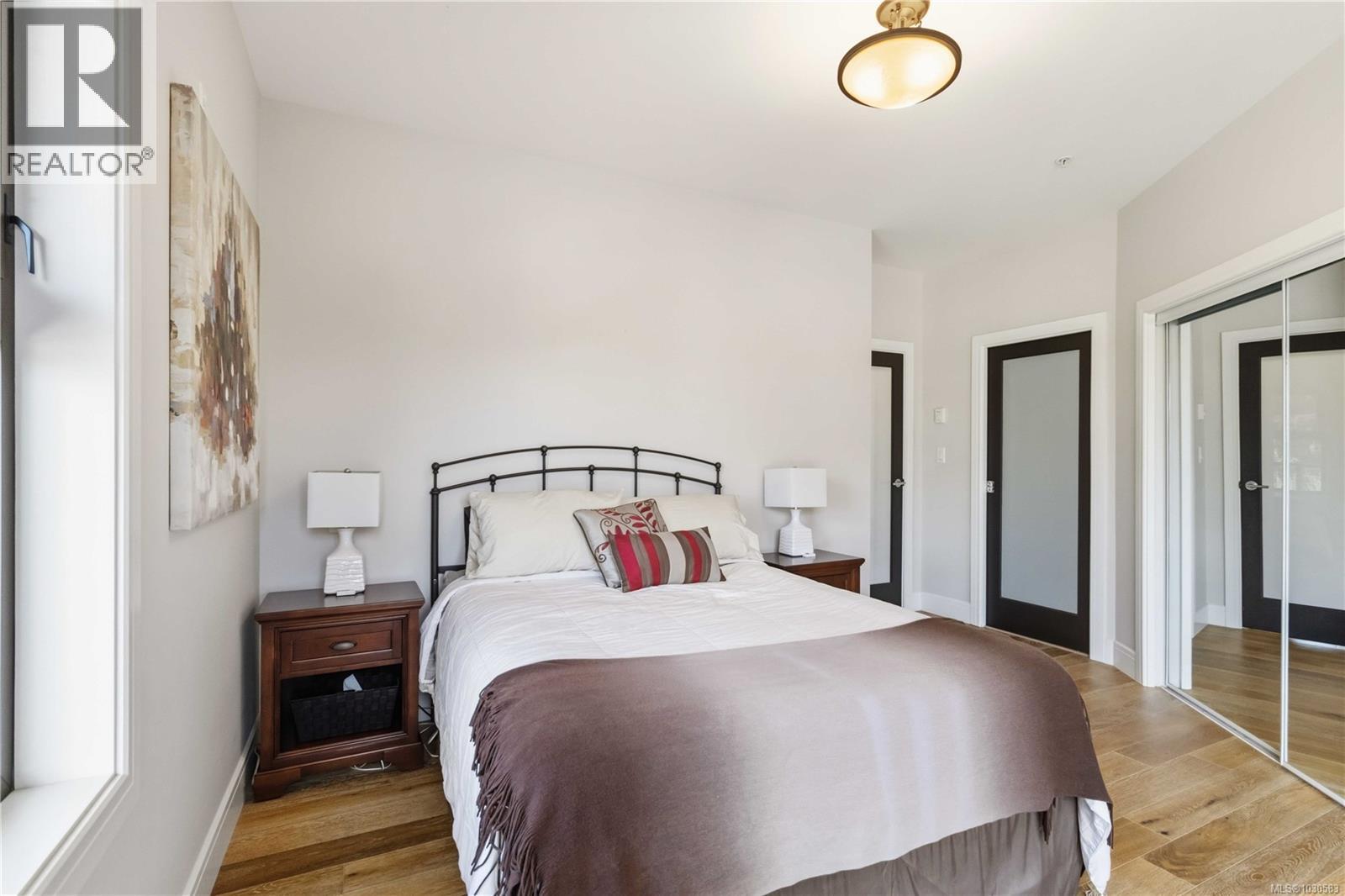 301 2850 Aldwynd Road, Langford