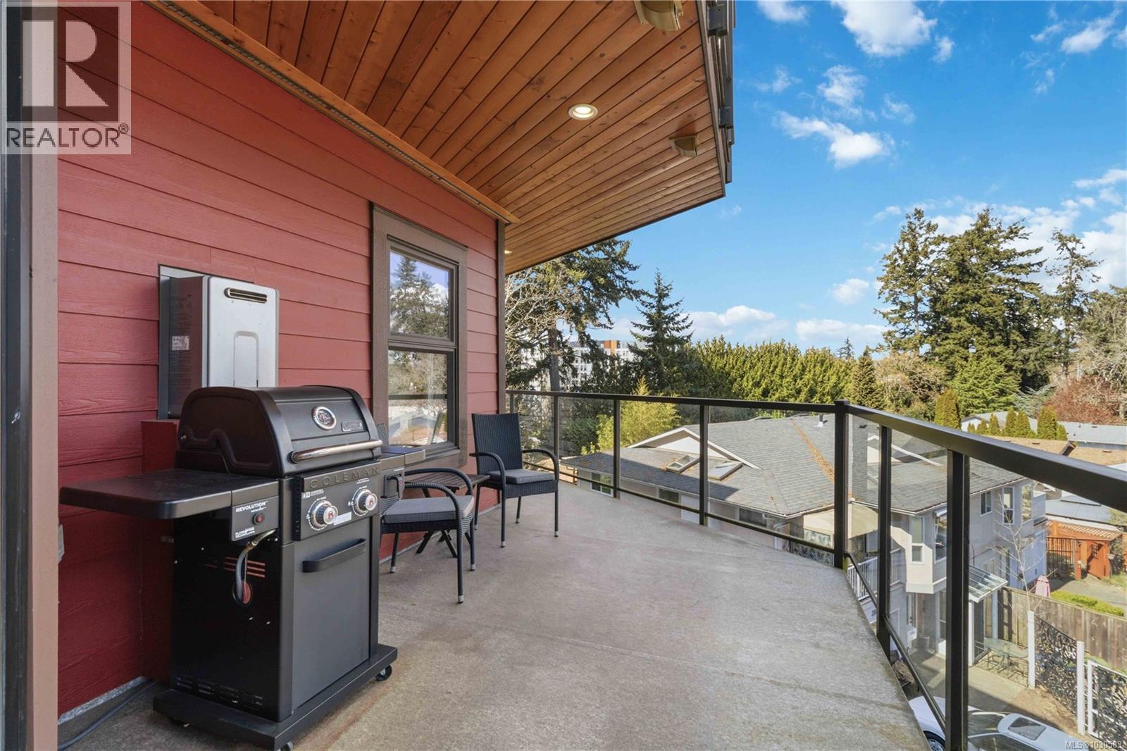 301 2850 Aldwynd Road, Langford