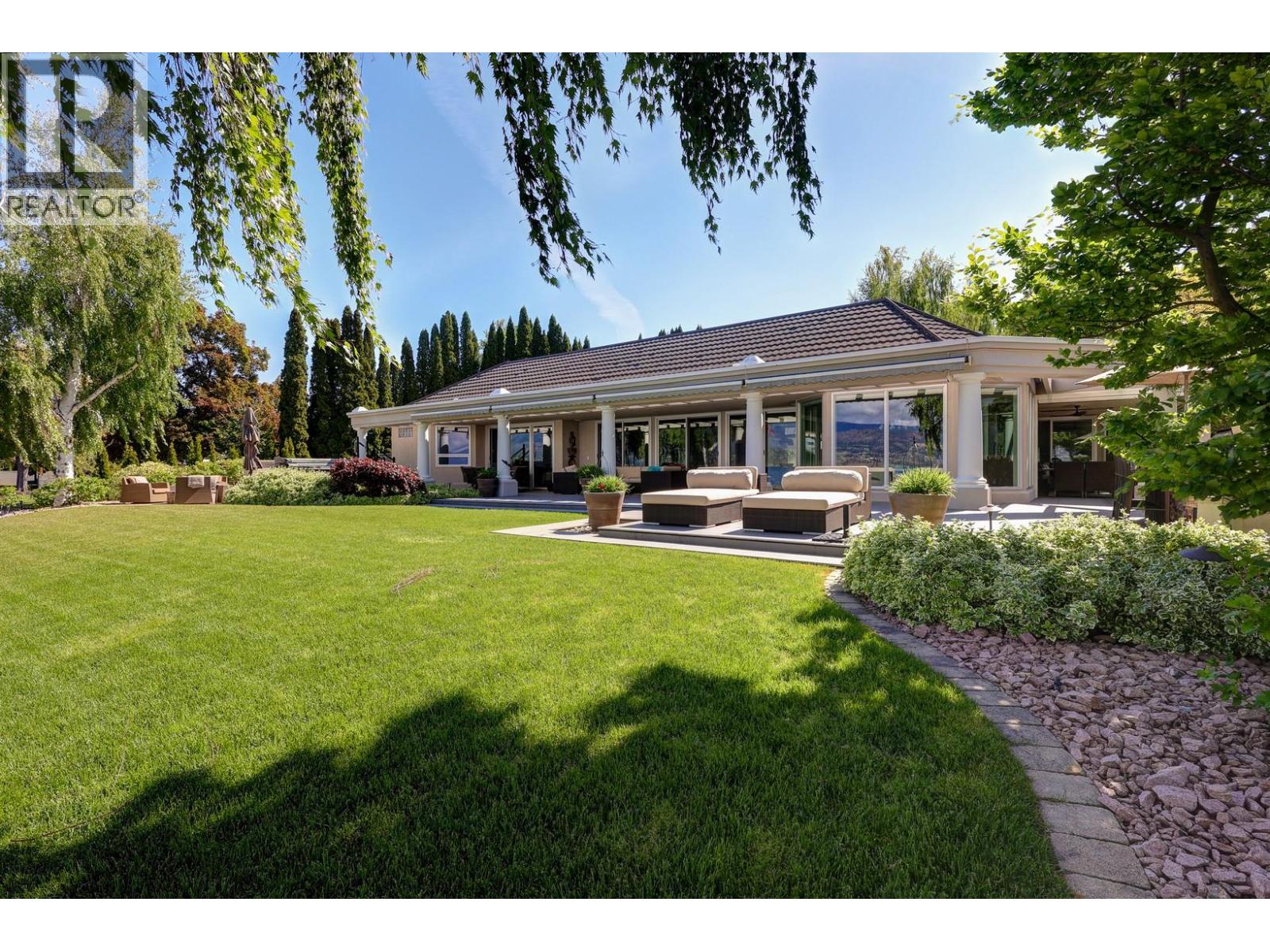 4458A Lakeland Road, Kelowna