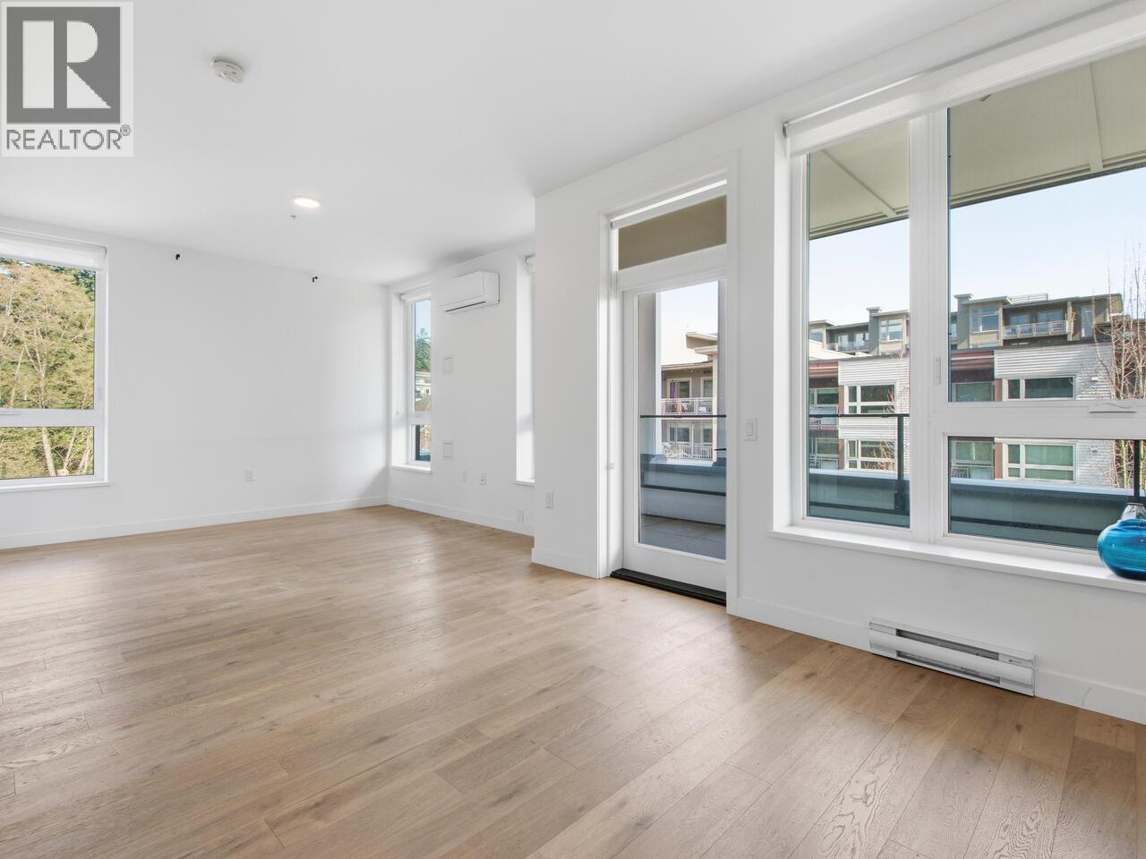 405 2137 CHESTERFIELD AVENUE, North Vancouver