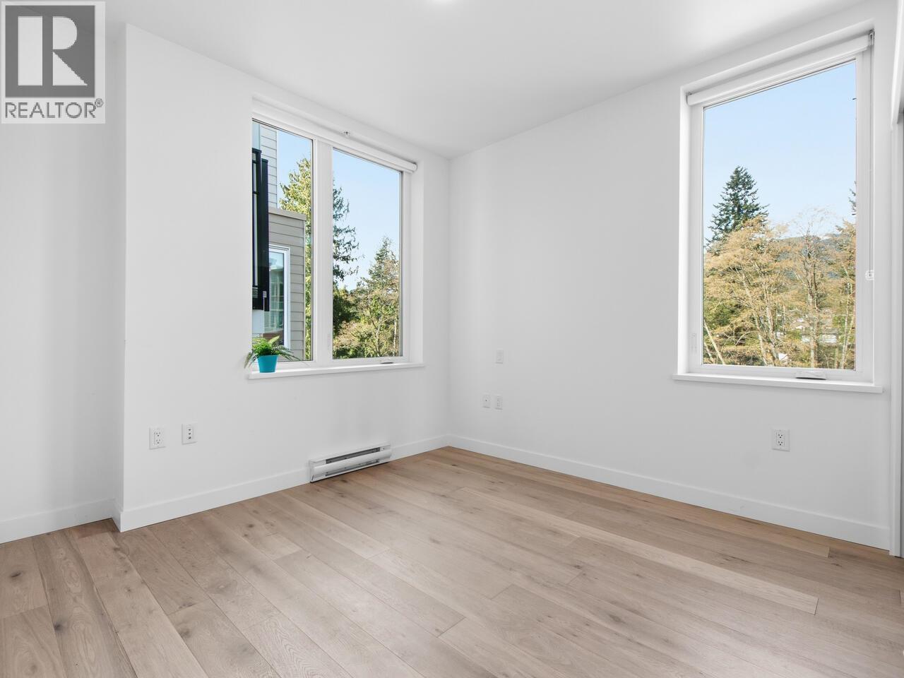 405 2137 CHESTERFIELD AVENUE, North Vancouver