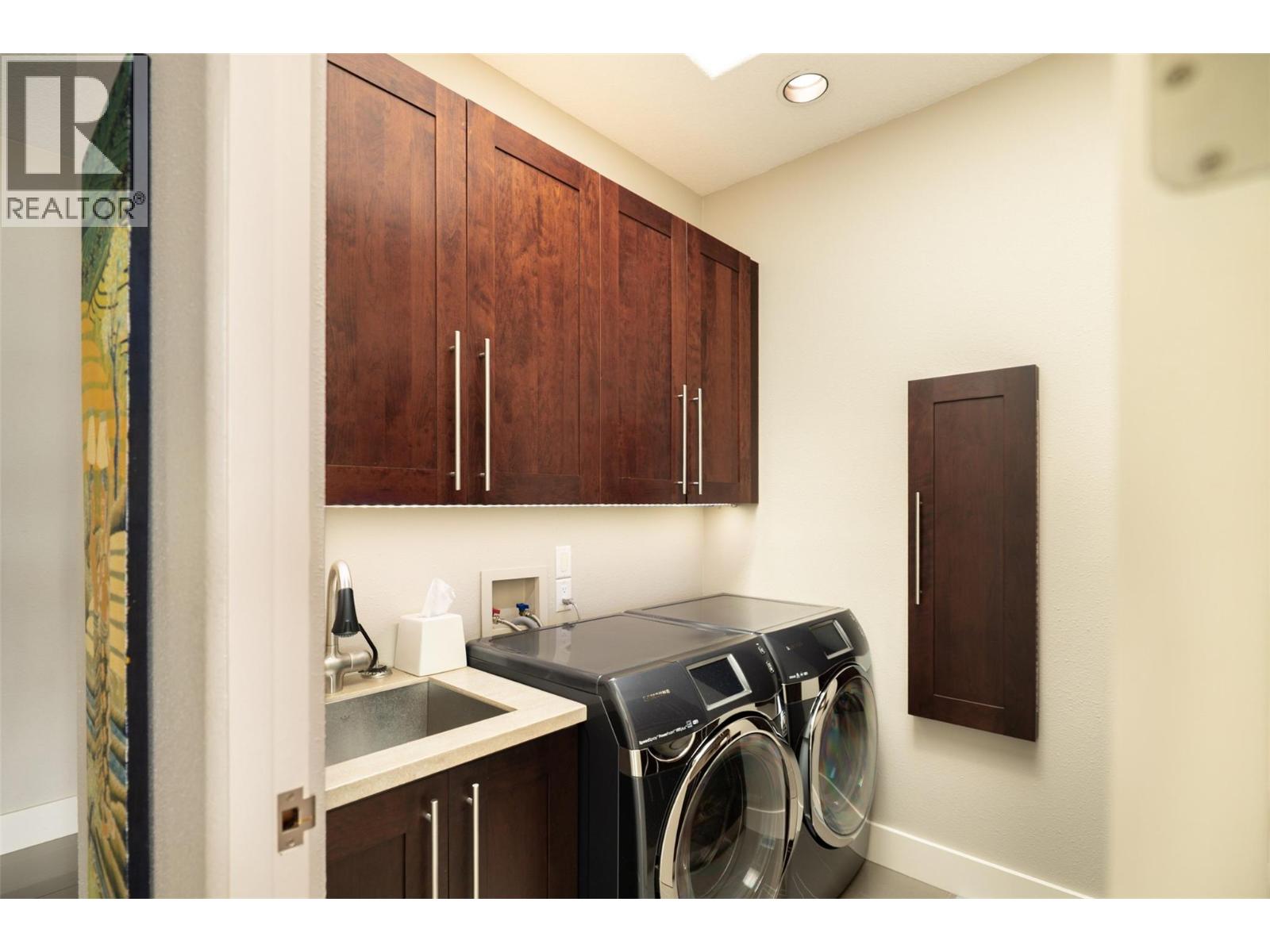 4458A Lakeland Road, Kelowna