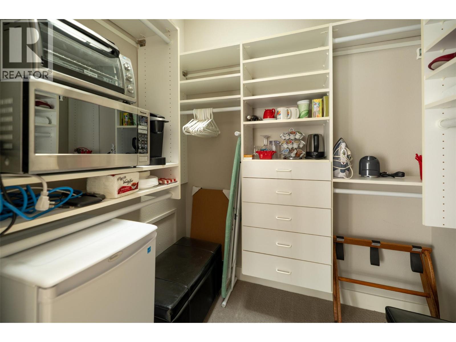 4458A Lakeland Road, Kelowna