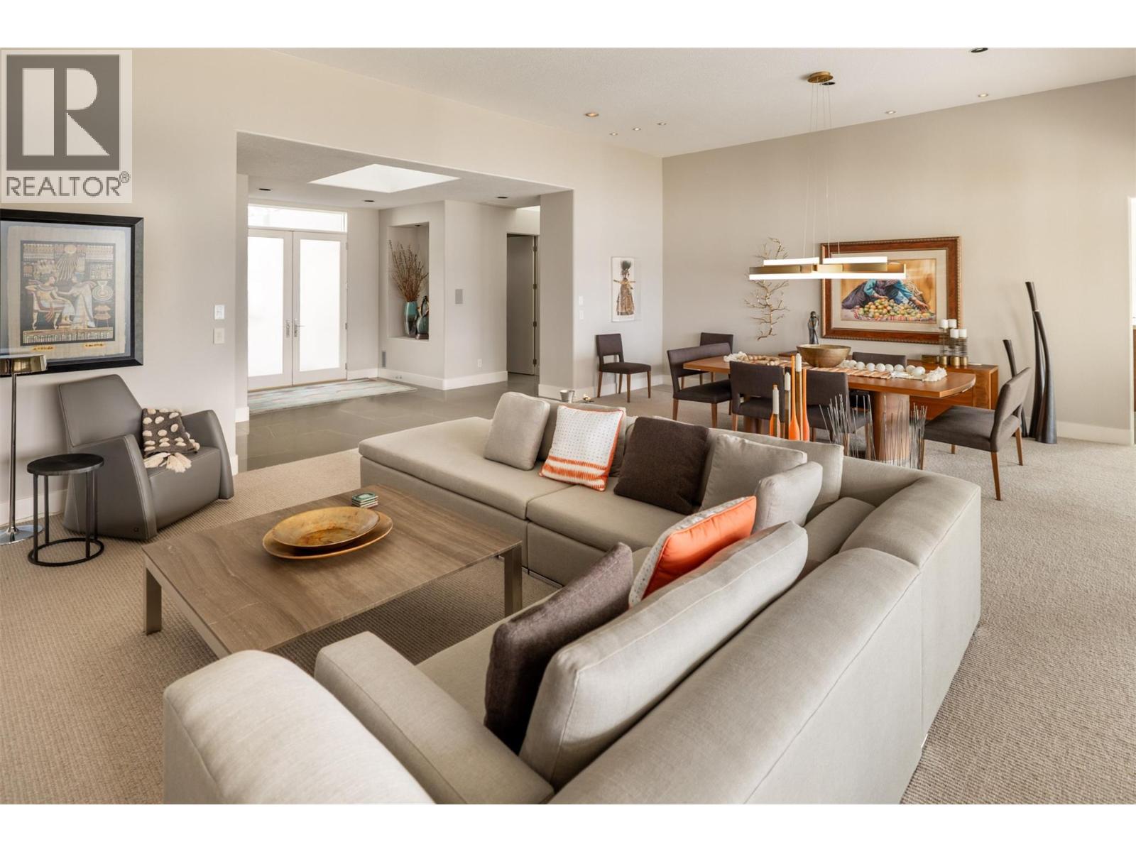 4458A Lakeland Road, Kelowna