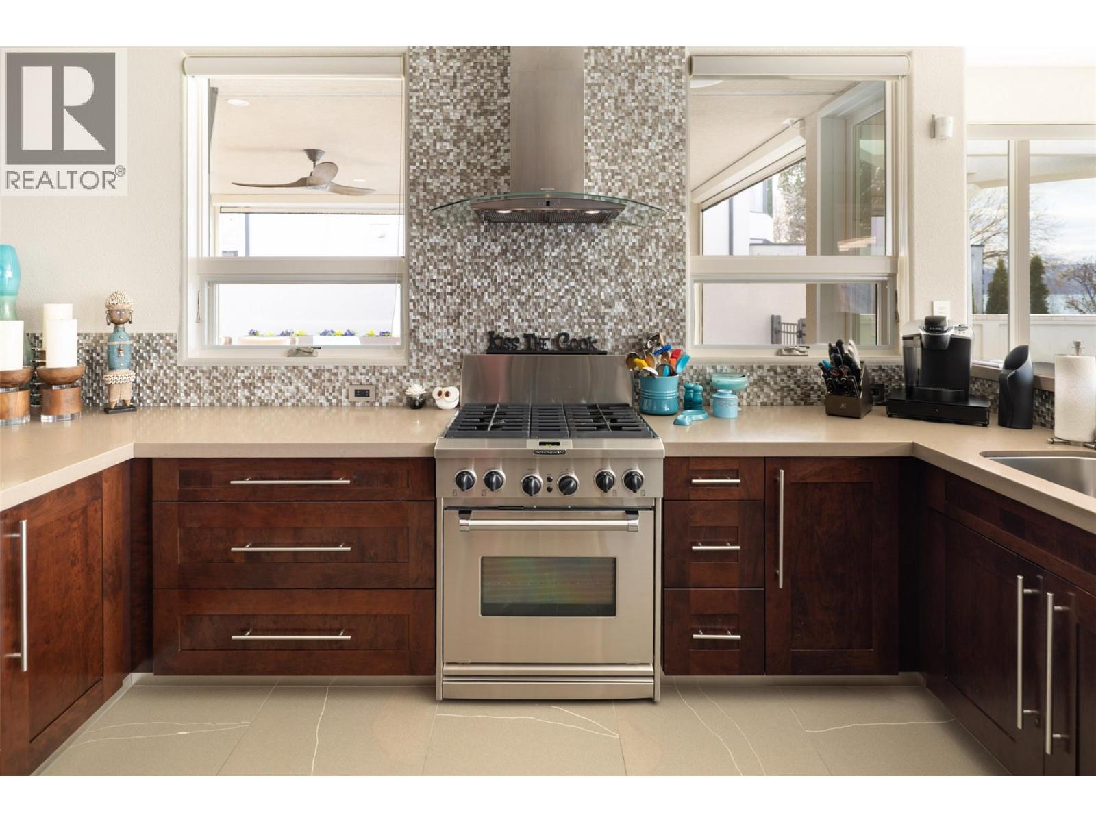 4458A Lakeland Road, Kelowna