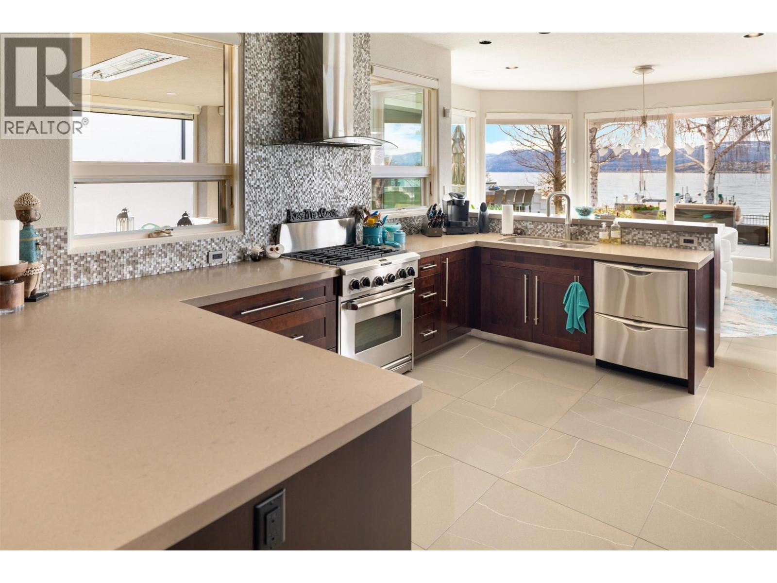 4458A Lakeland Road, Kelowna