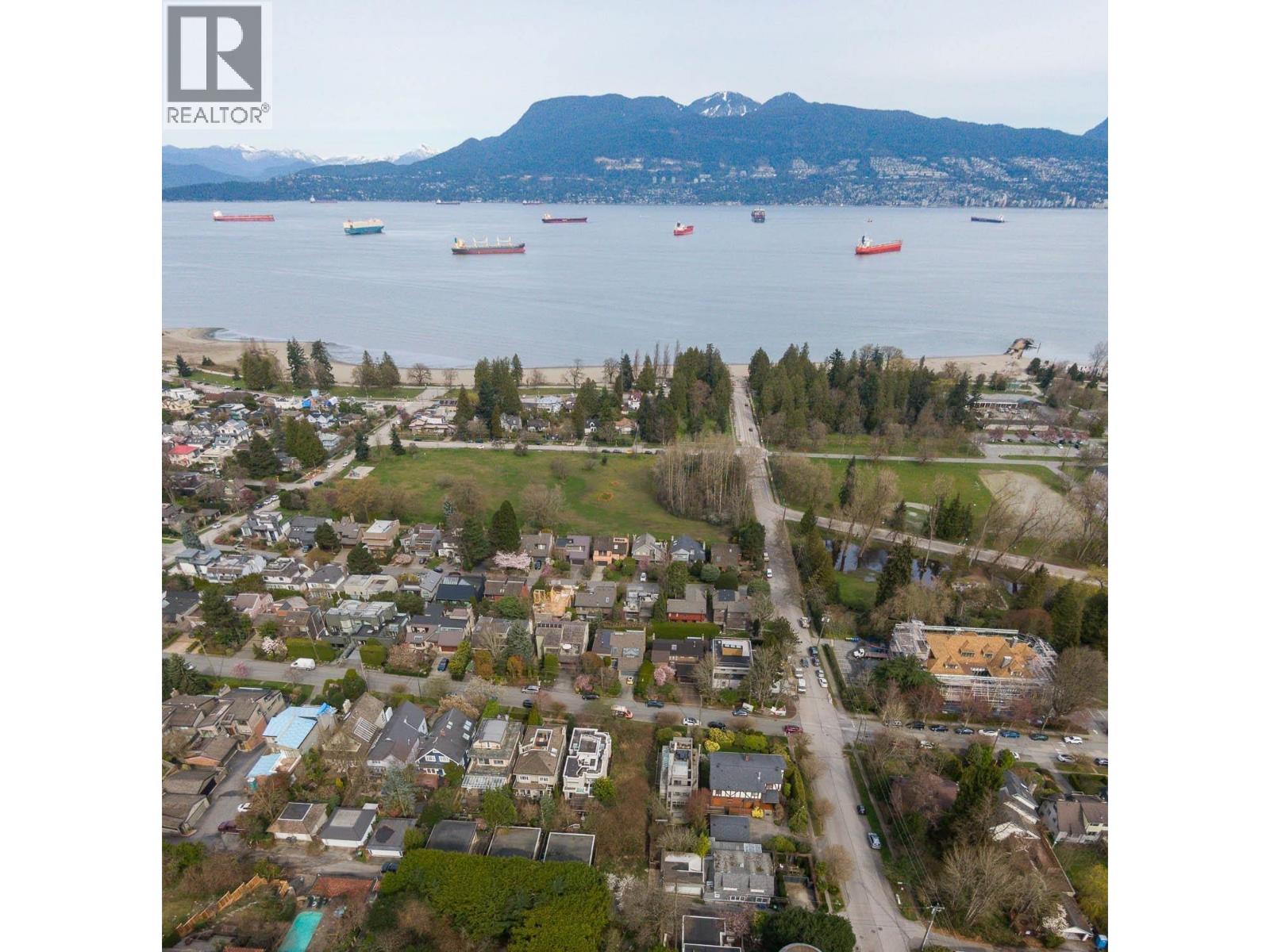 4418 W 2ND AVENUE, Vancouver