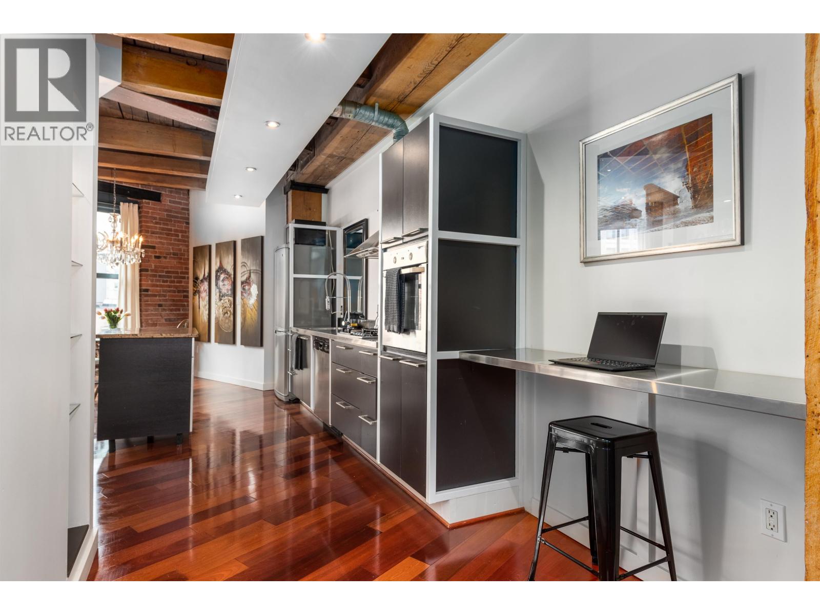 302 55 E CORDOVA STREET, Vancouver