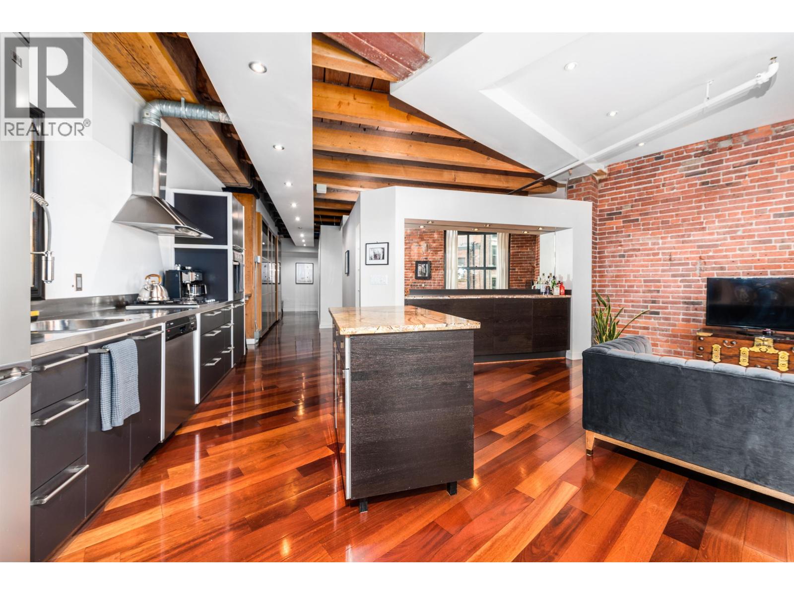 302 55 CORDOVA Street - photo 2