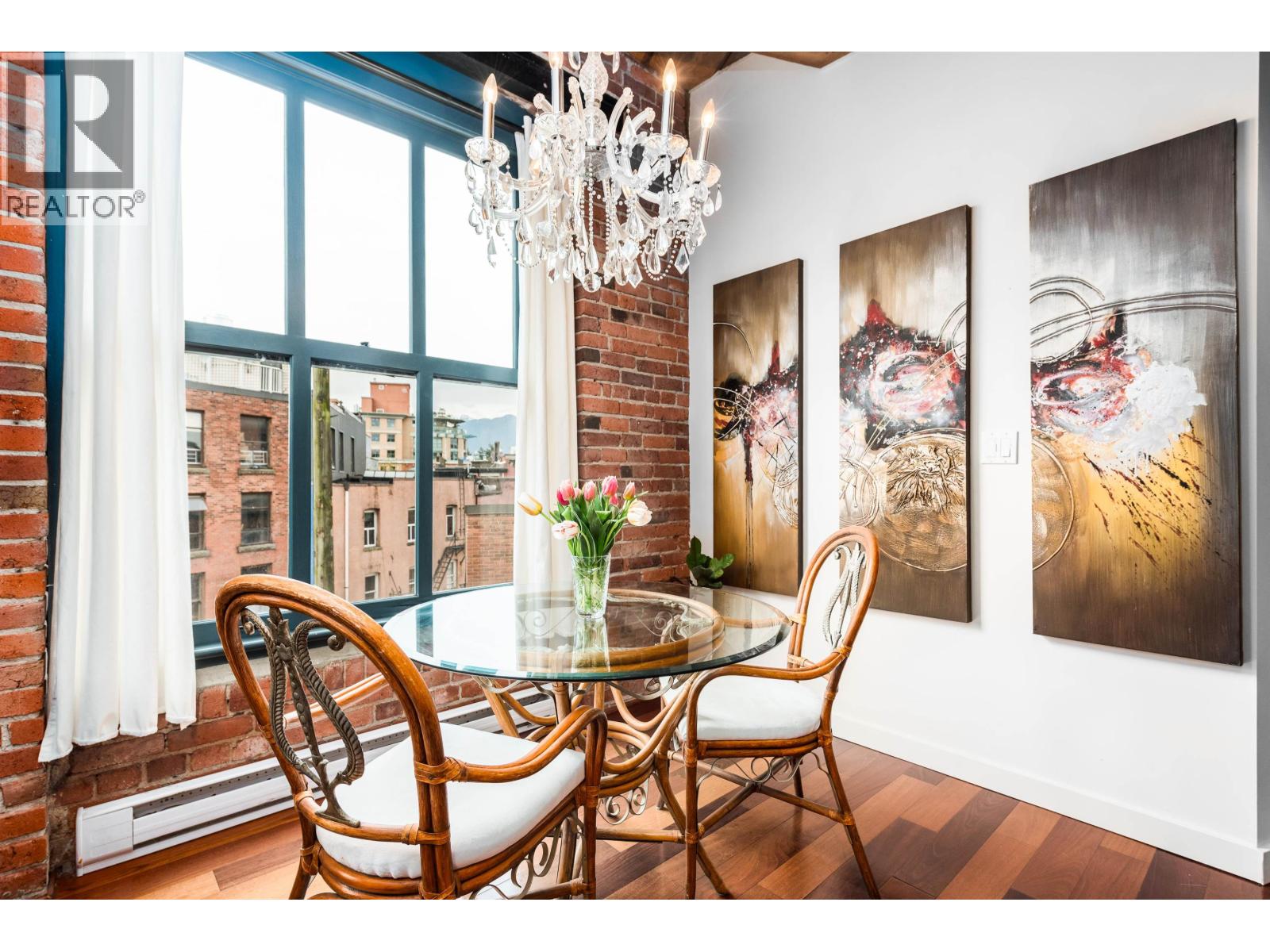 302 55 E CORDOVA STREET, Vancouver