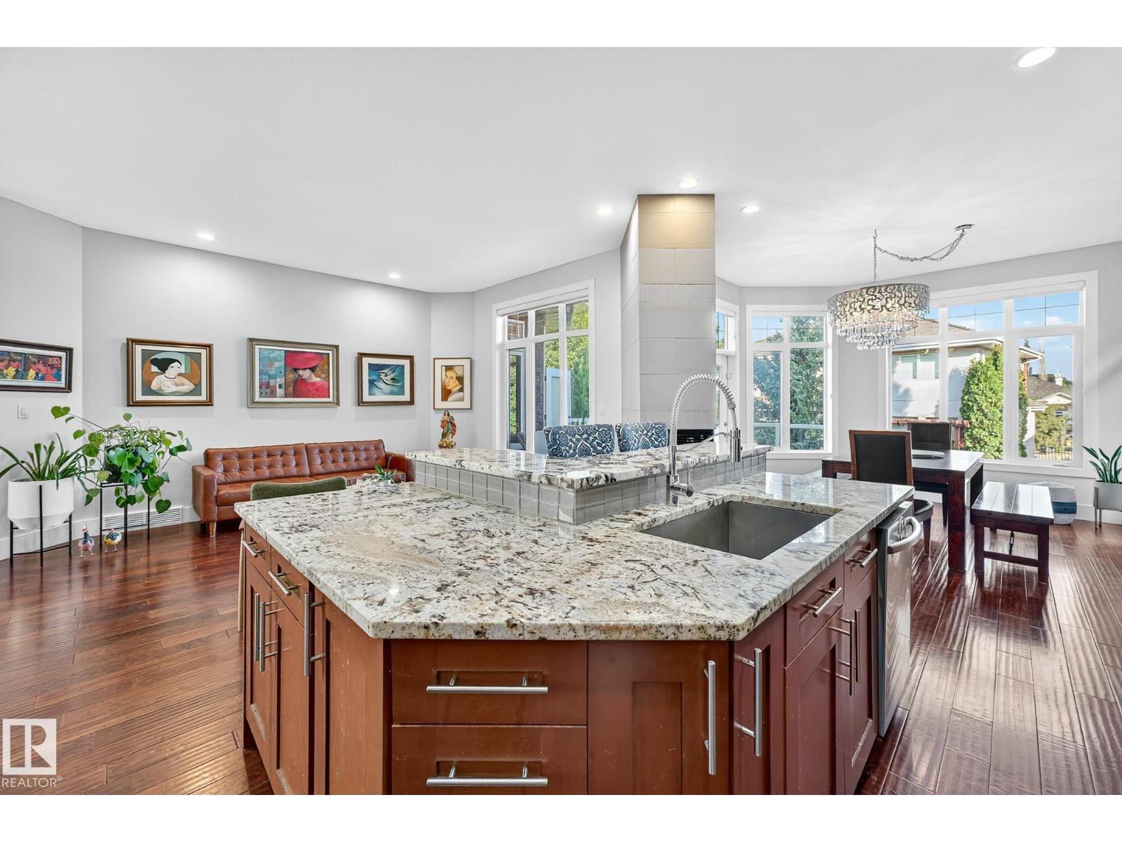 940 HALIBURTON RD NW, Edmonton