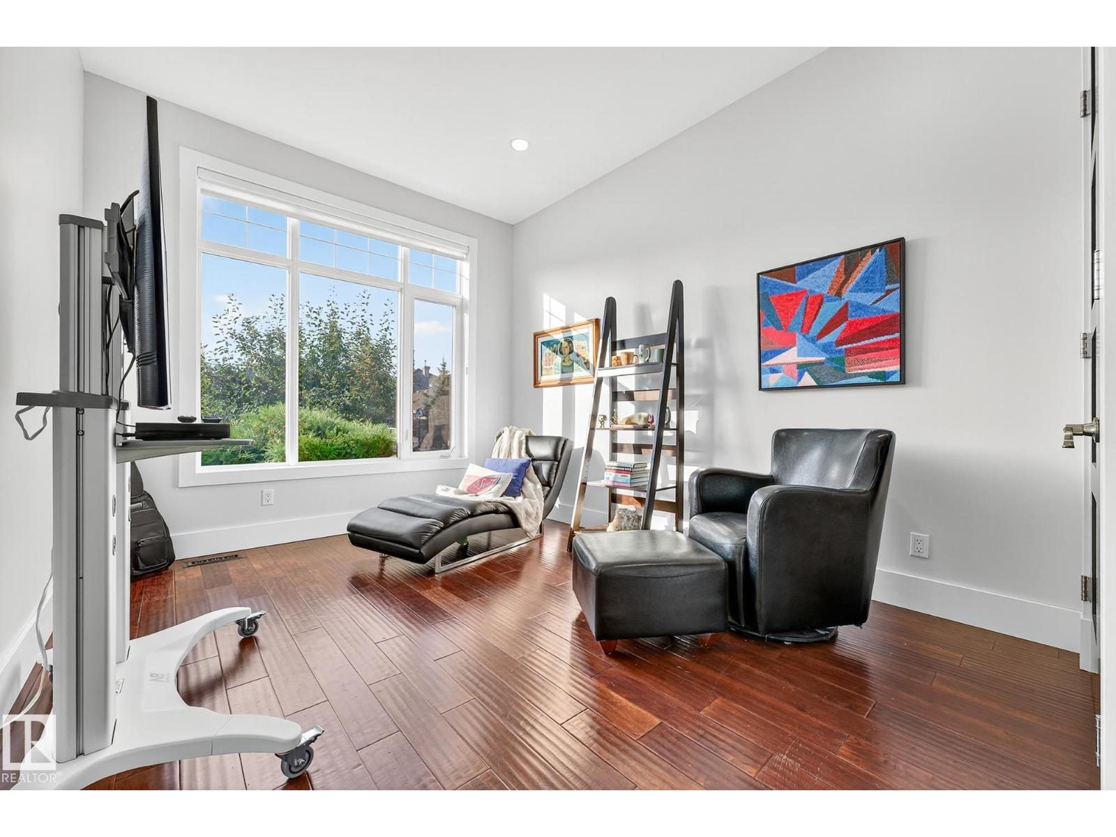 940 HALIBURTON RD NW, Edmonton