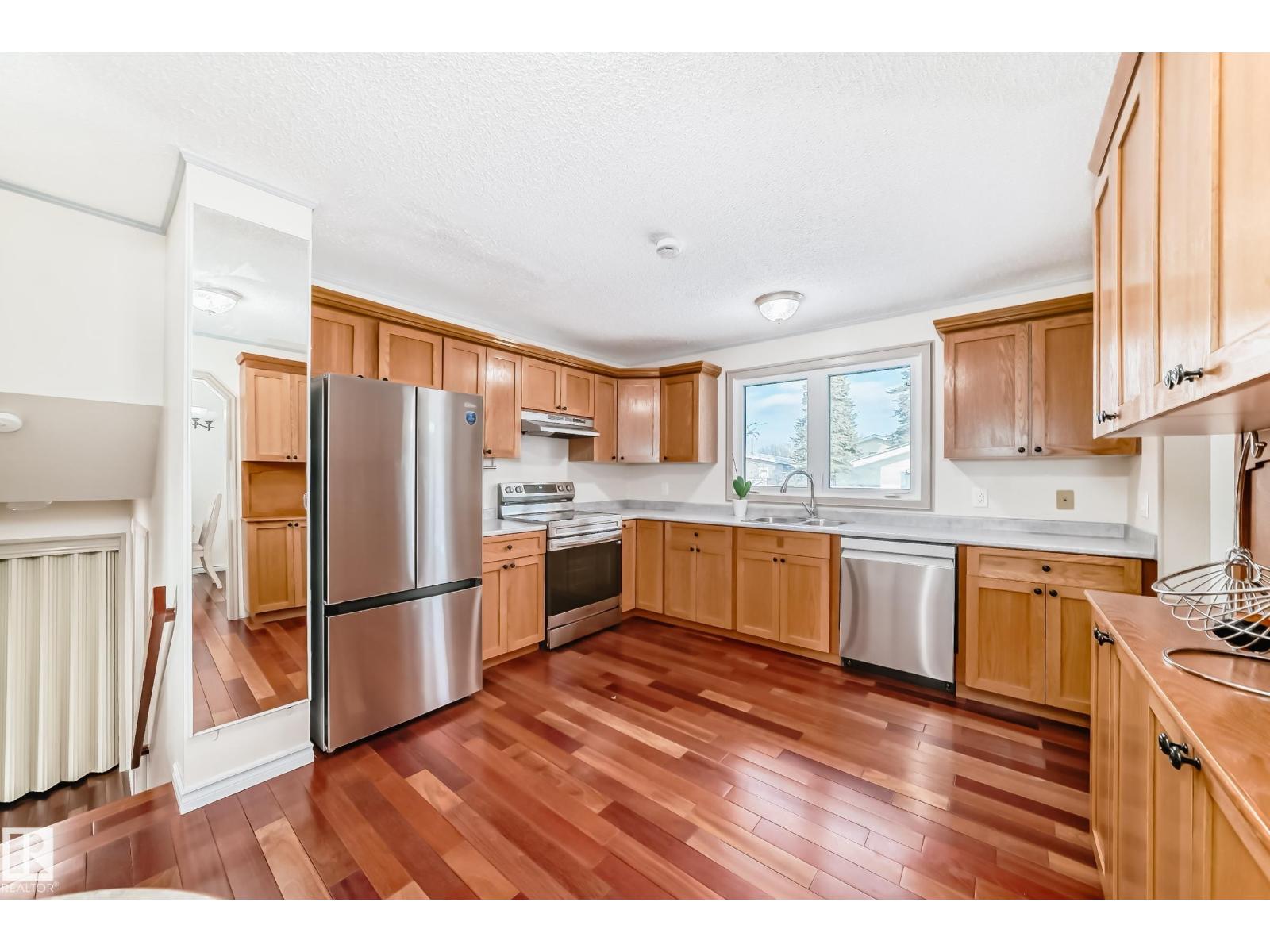 8733 181A ST NW NW, Edmonton