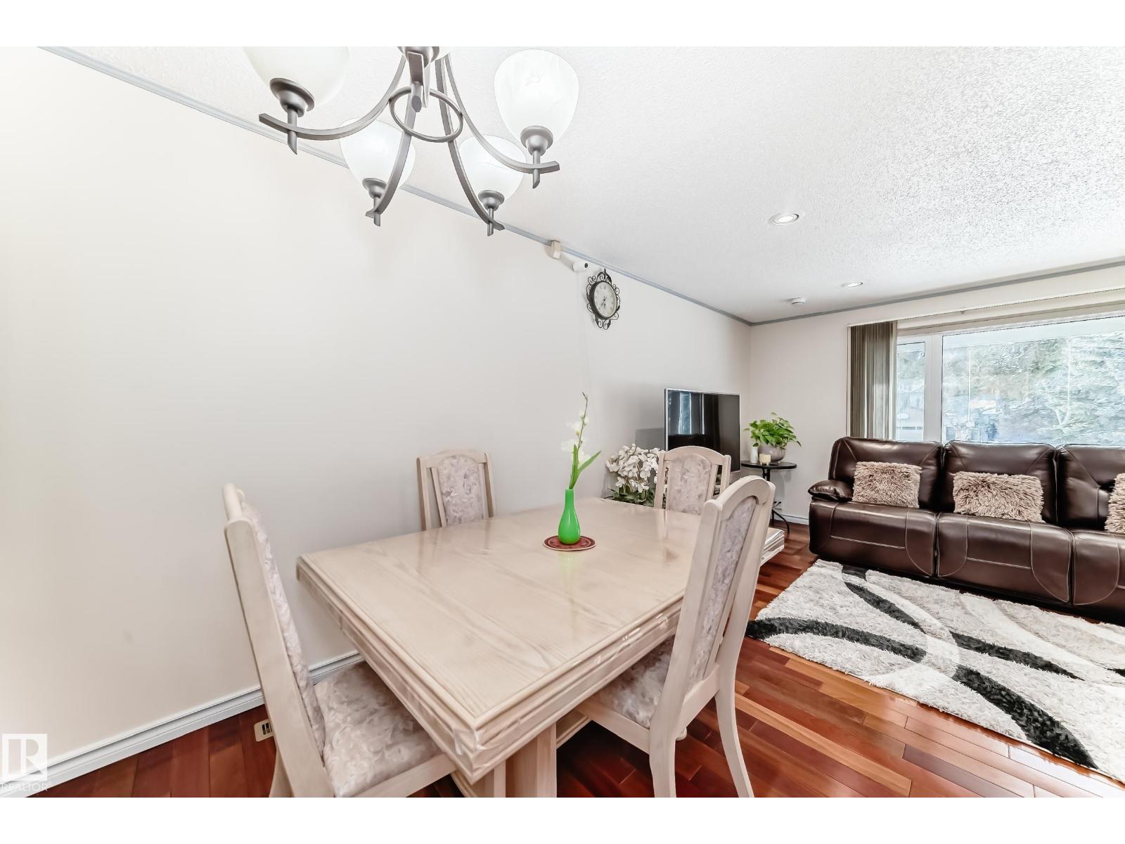 8733 181A ST NW NW, Edmonton