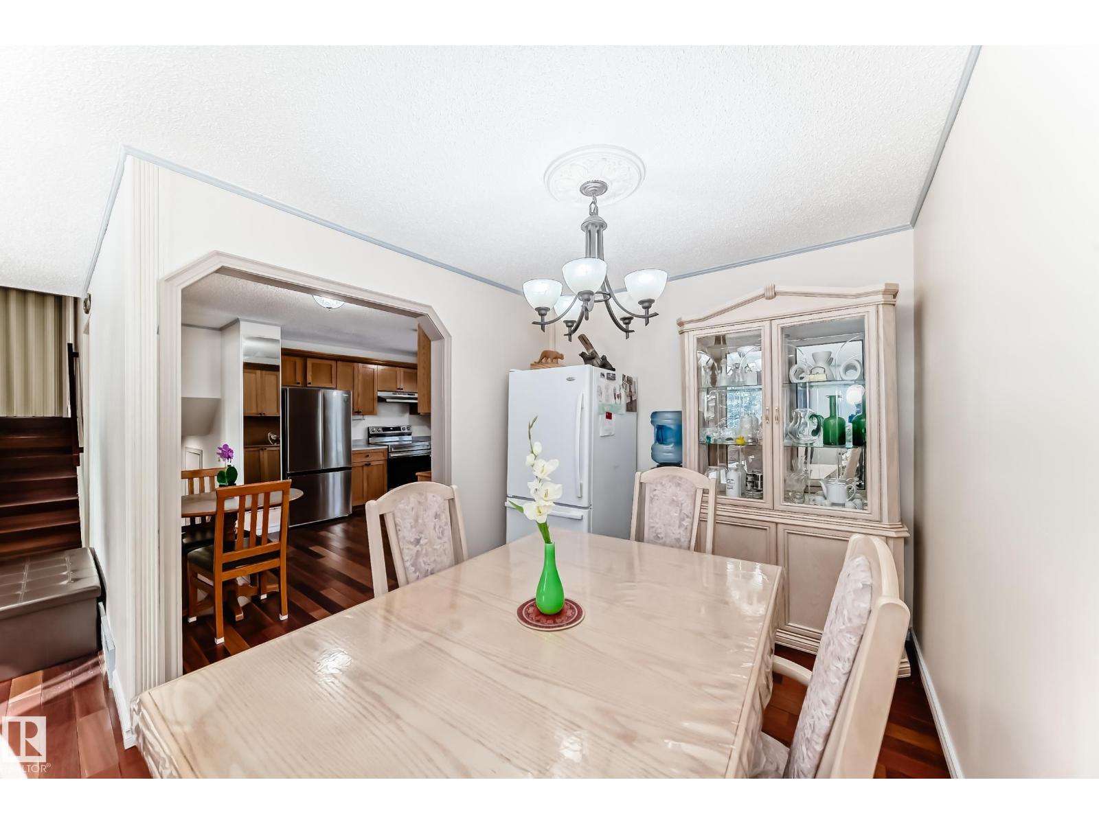 8733 181A ST NW NW, Edmonton