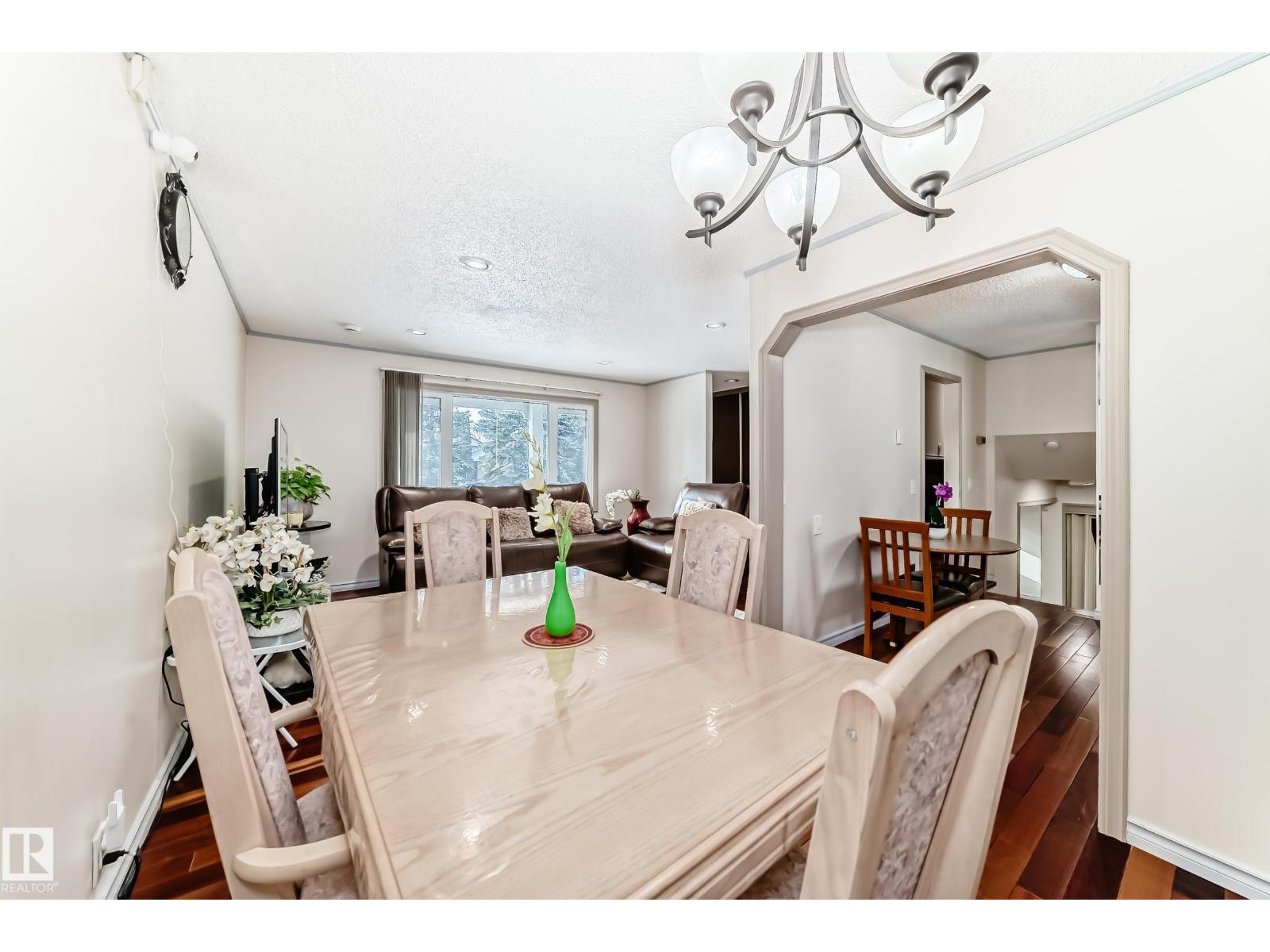 8733 181A ST NW NW, Edmonton