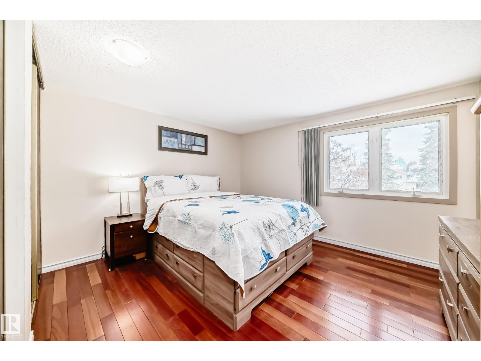 8733 181A ST NW NW, Edmonton