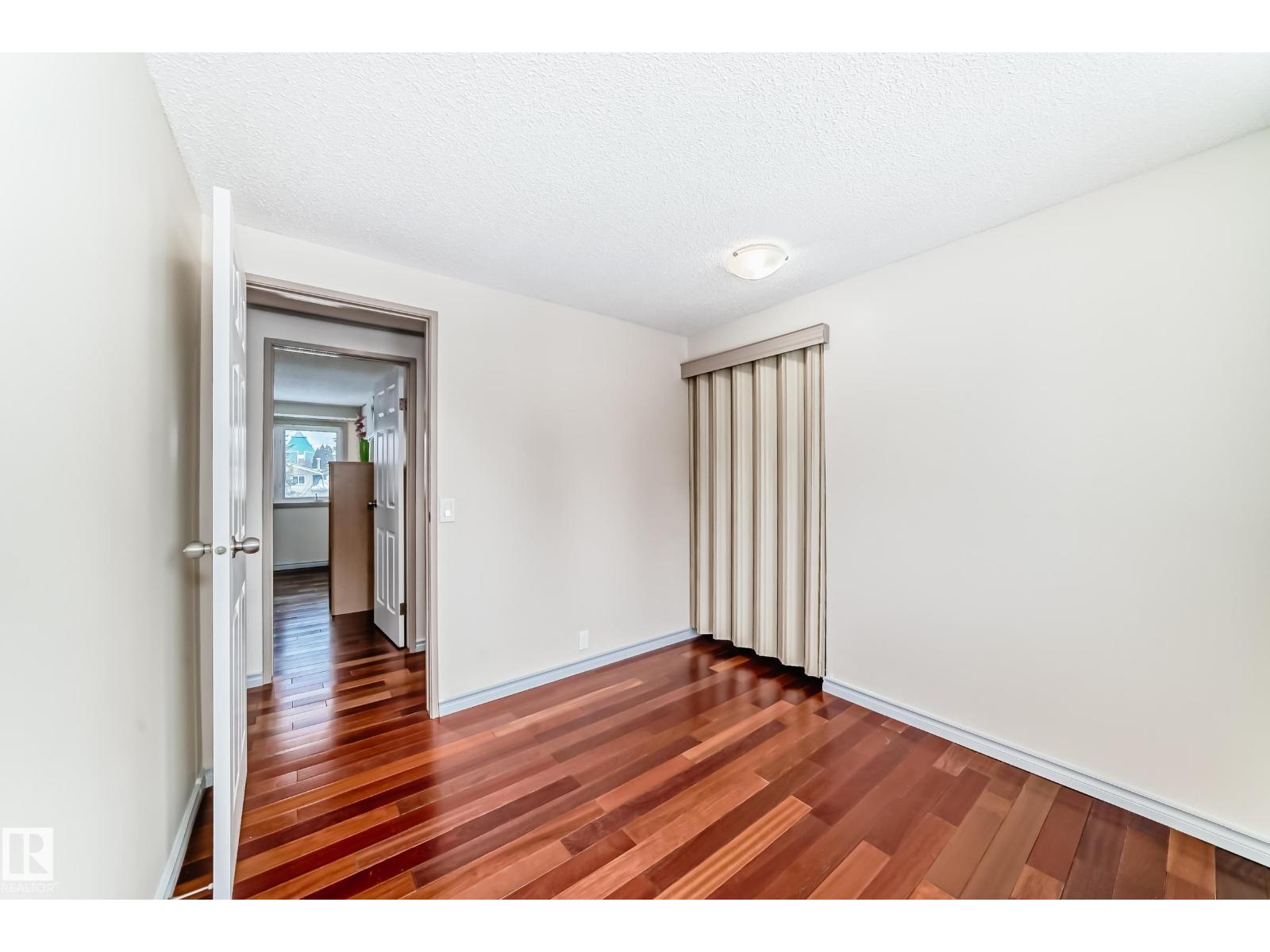 8733 181A ST NW NW, Edmonton