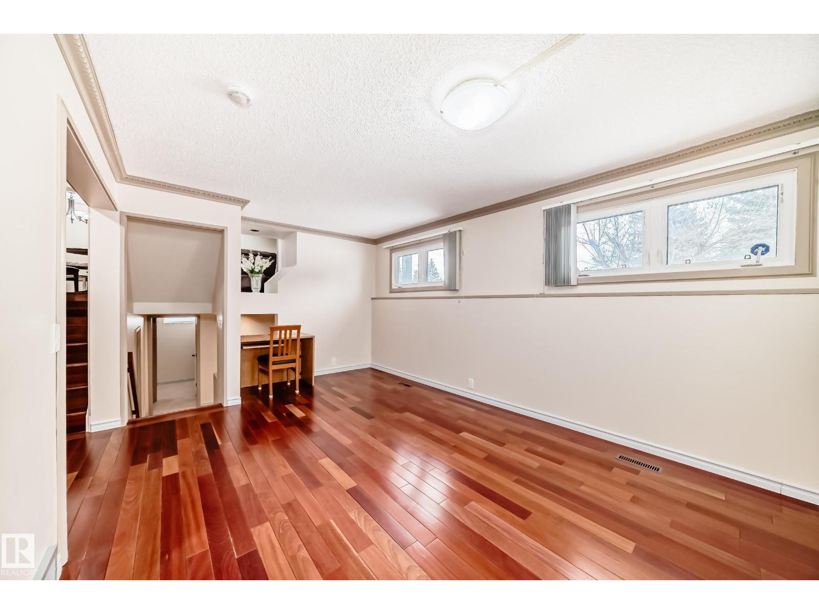 8733 181A ST NW NW, Edmonton