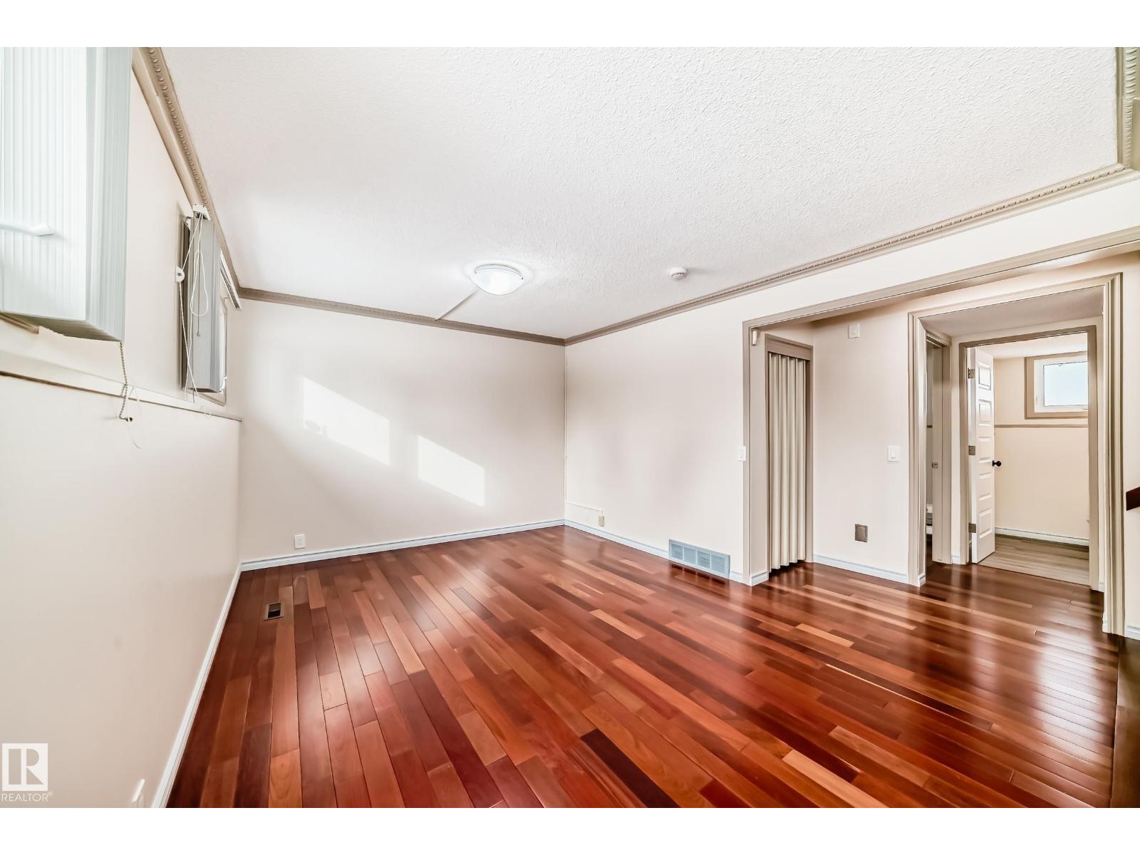 8733 181A ST NW NW, Edmonton