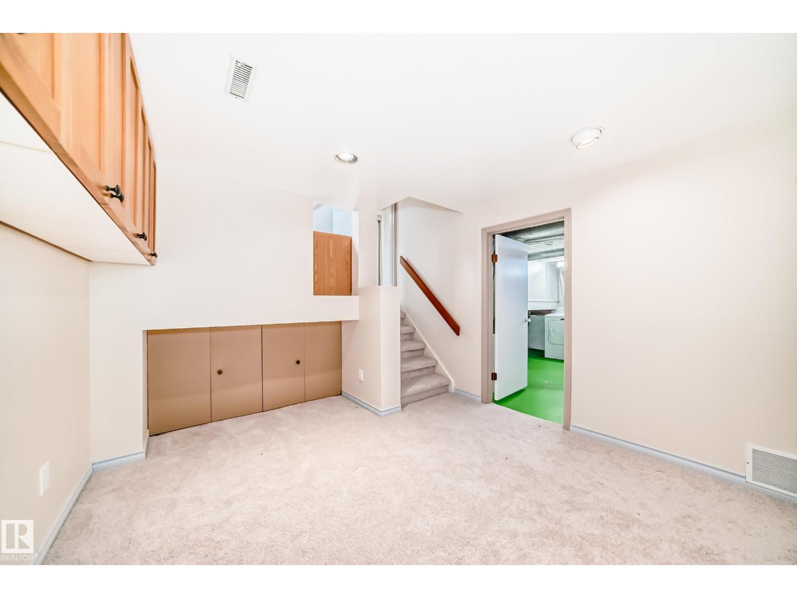 8733 181A ST NW NW, Edmonton