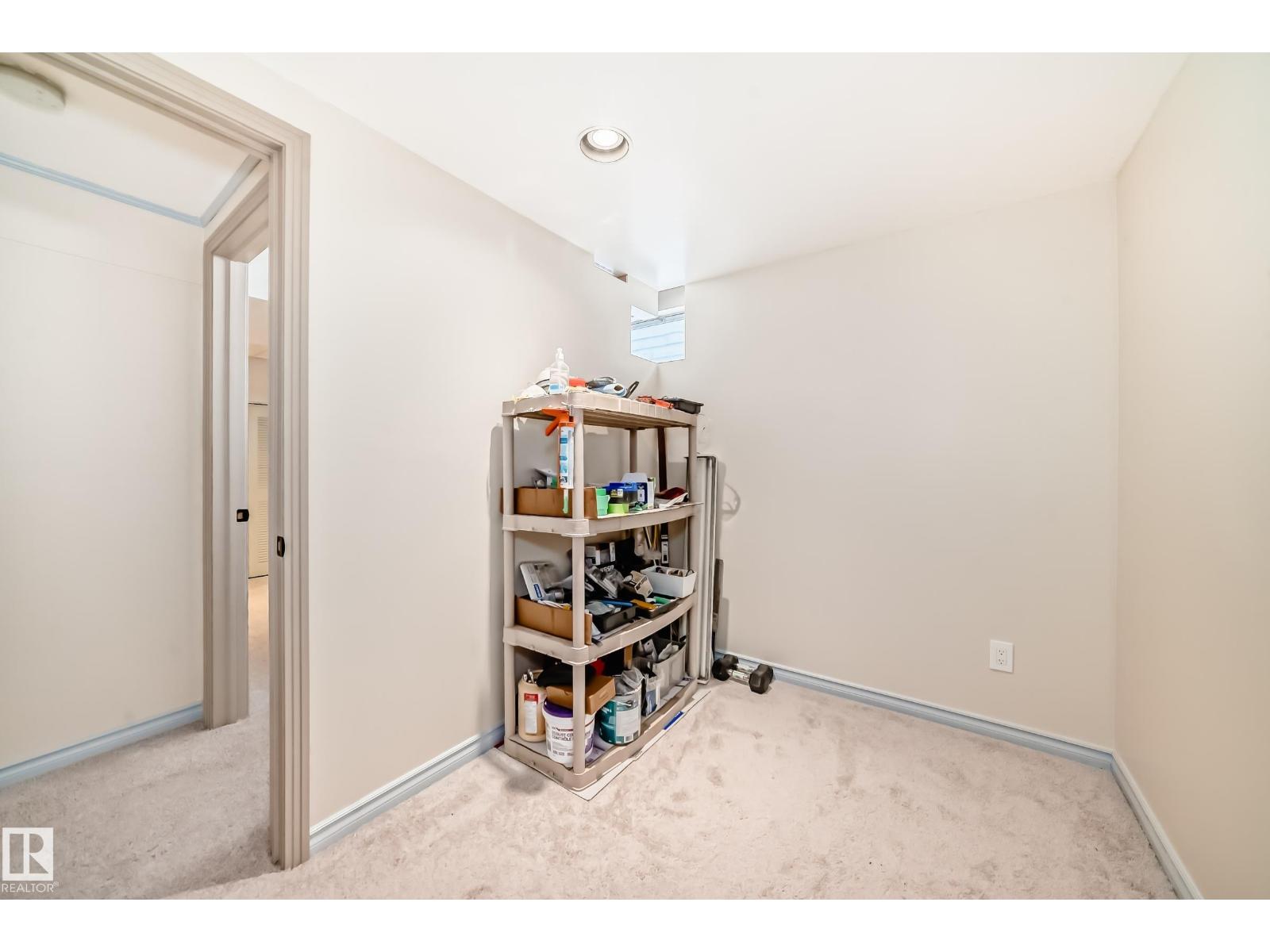 8733 181A ST NW NW, Edmonton