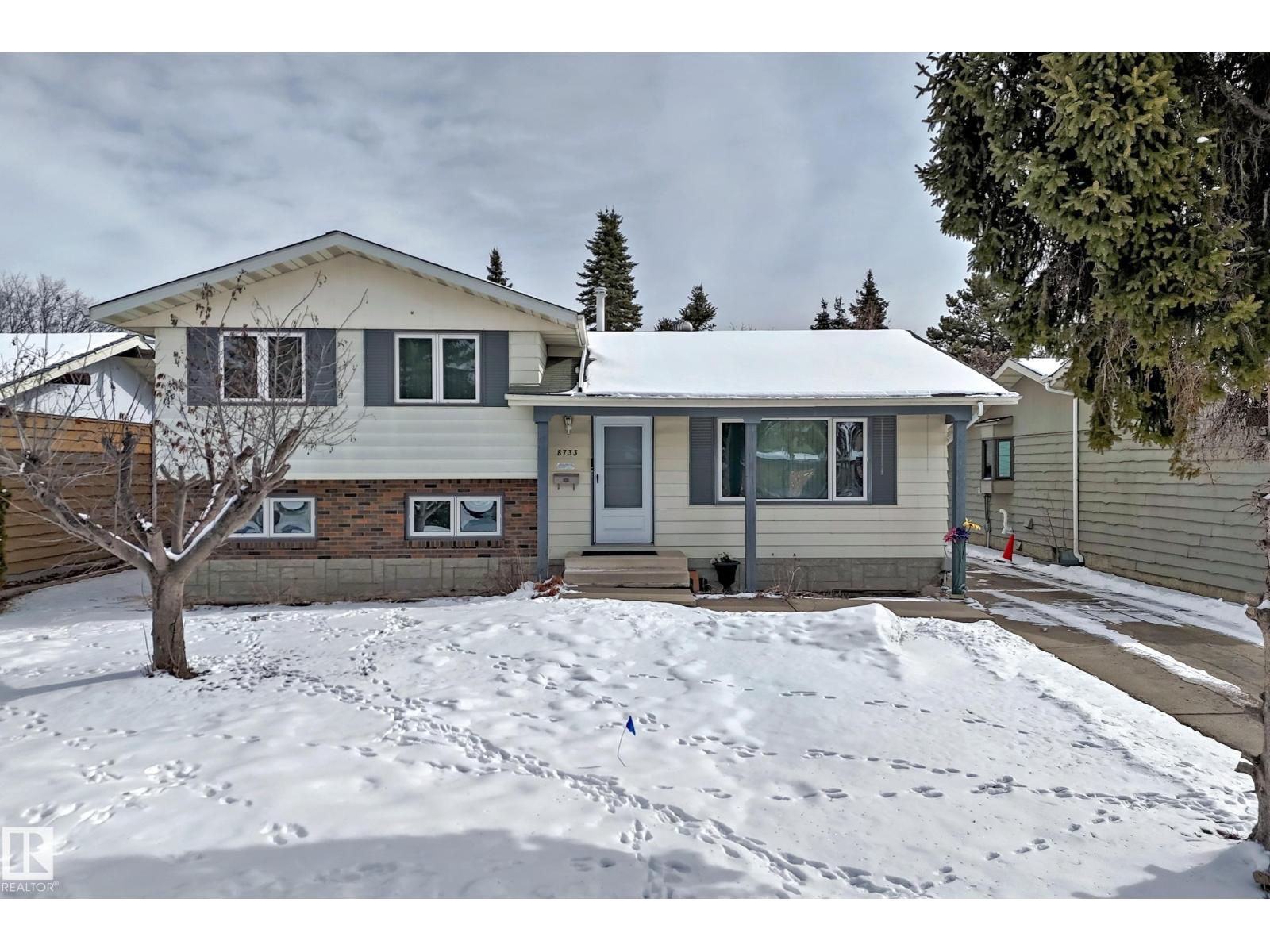 8733 181A ST NW NW, Edmonton