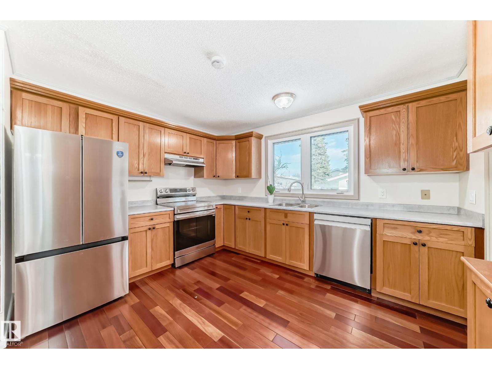 8733 181A ST NW NW, Edmonton