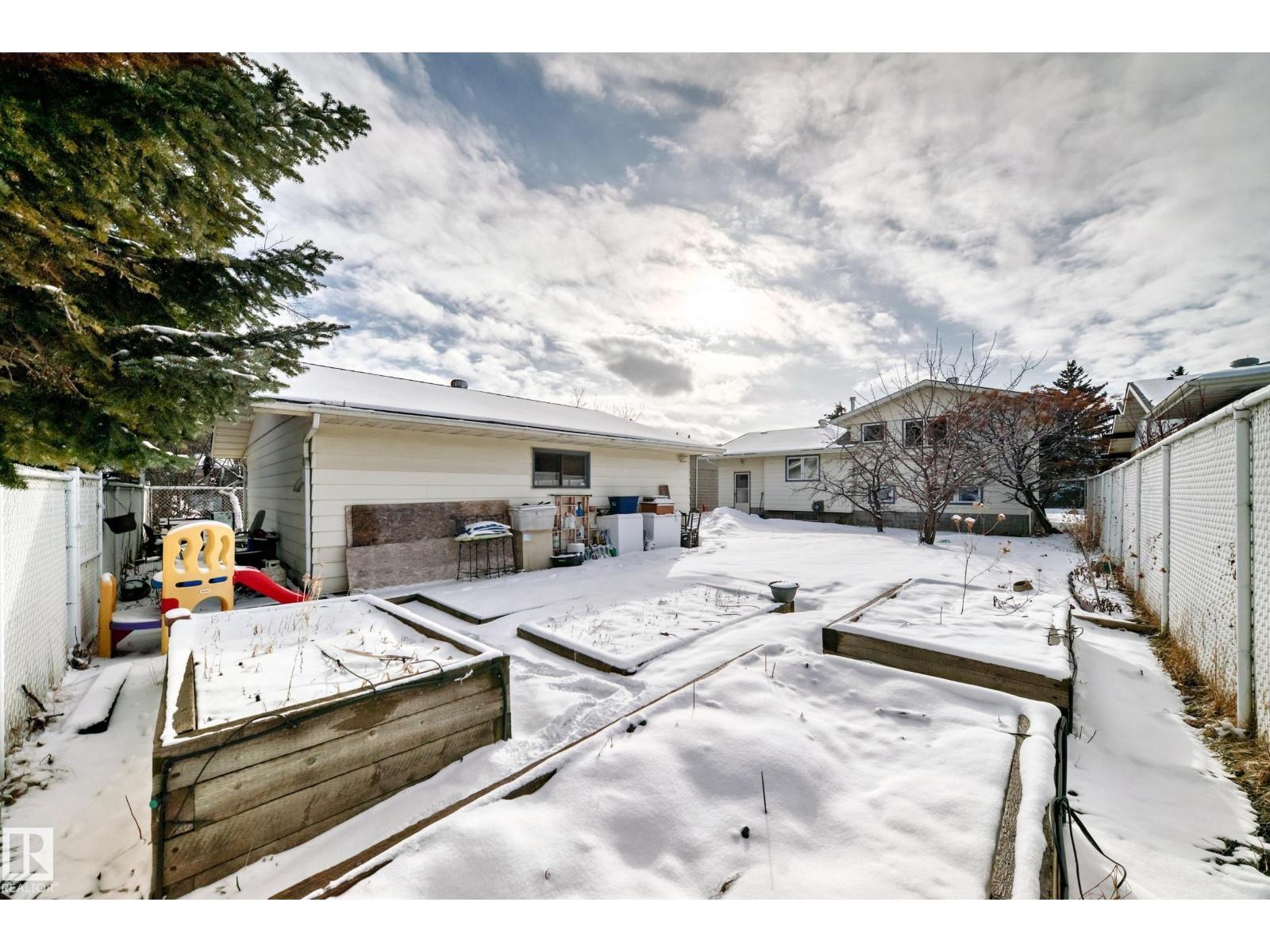 8733 181A ST NW NW, Edmonton