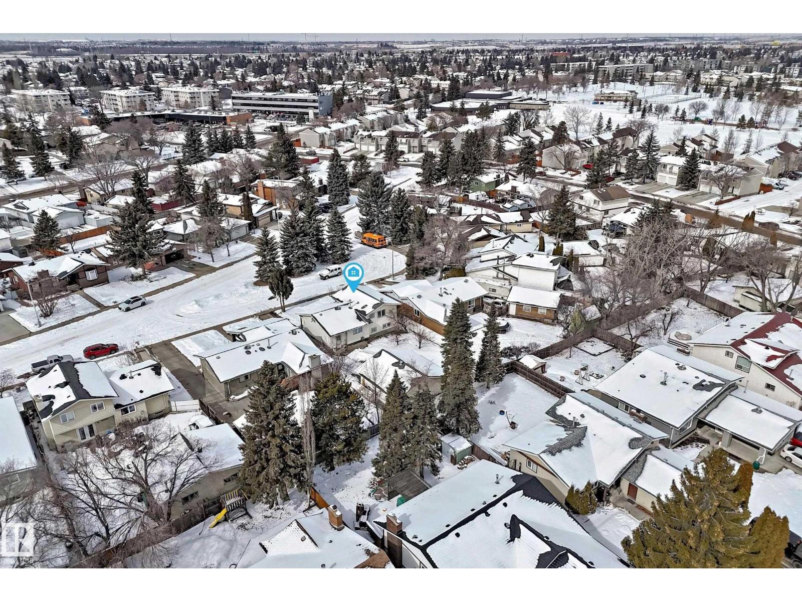 8733 181A ST NW NW, Edmonton