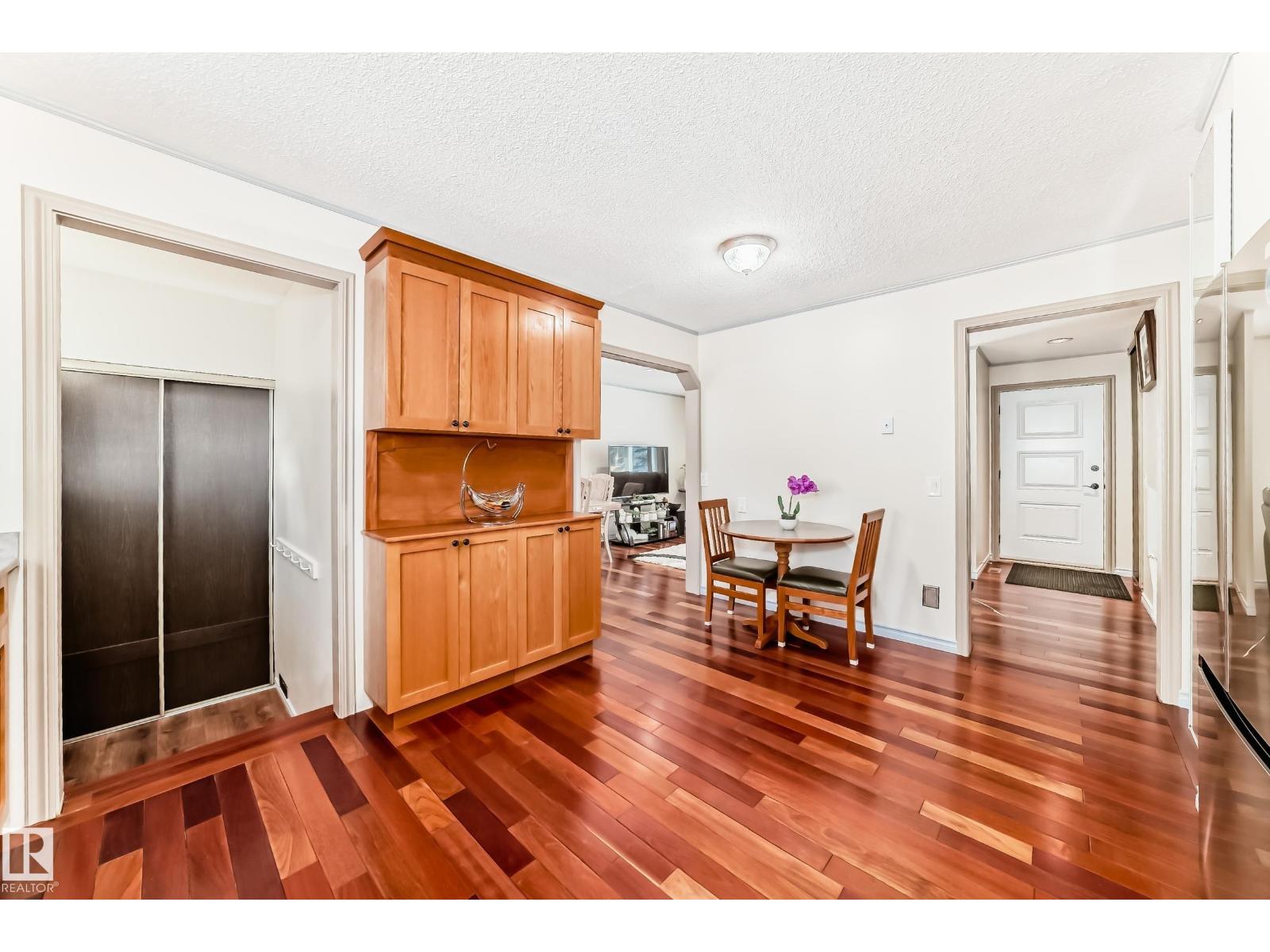 8733 181A ST NW NW, Edmonton