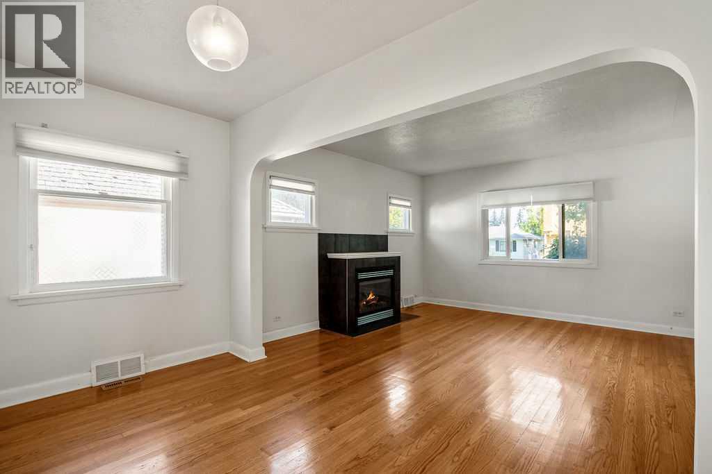 Single Family House Bungalow for Sale in   Avenue NW Mount Pleasant Calgary 