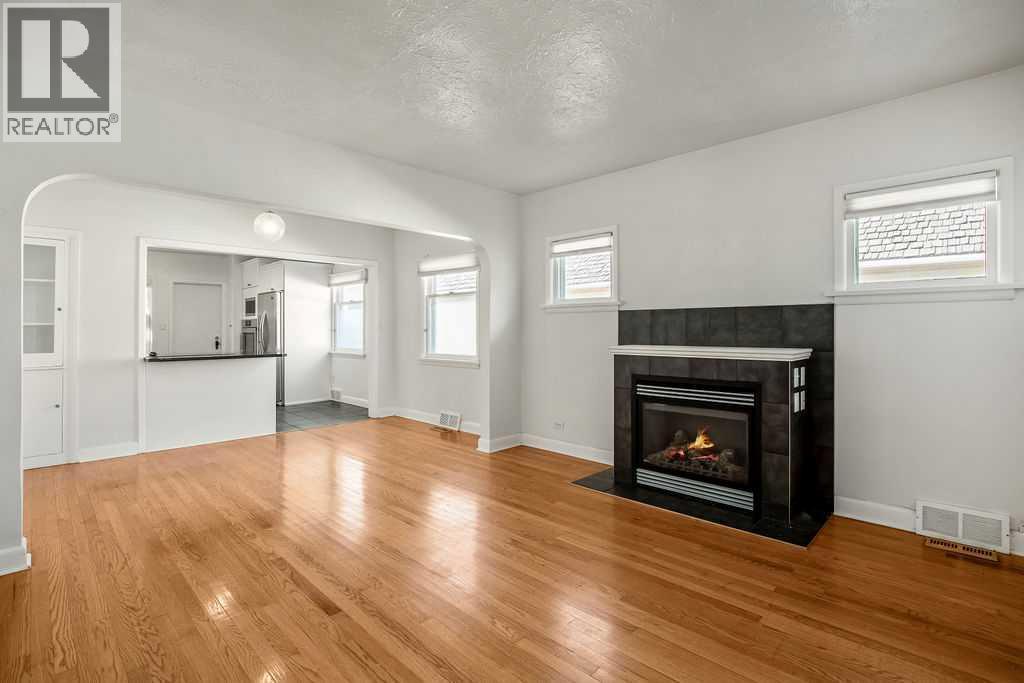 Single Family House Bungalow for Sale in   Avenue NW Mount Pleasant Calgary 