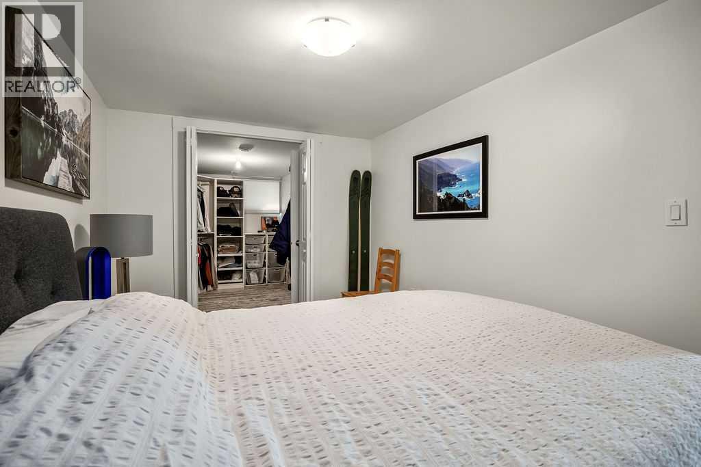 Single Family House Bungalow for Sale in   Avenue NW Mount Pleasant Calgary 