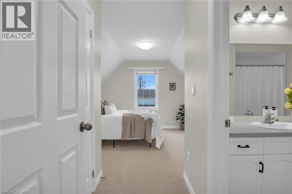 Bedroom with 4 piece ensuite